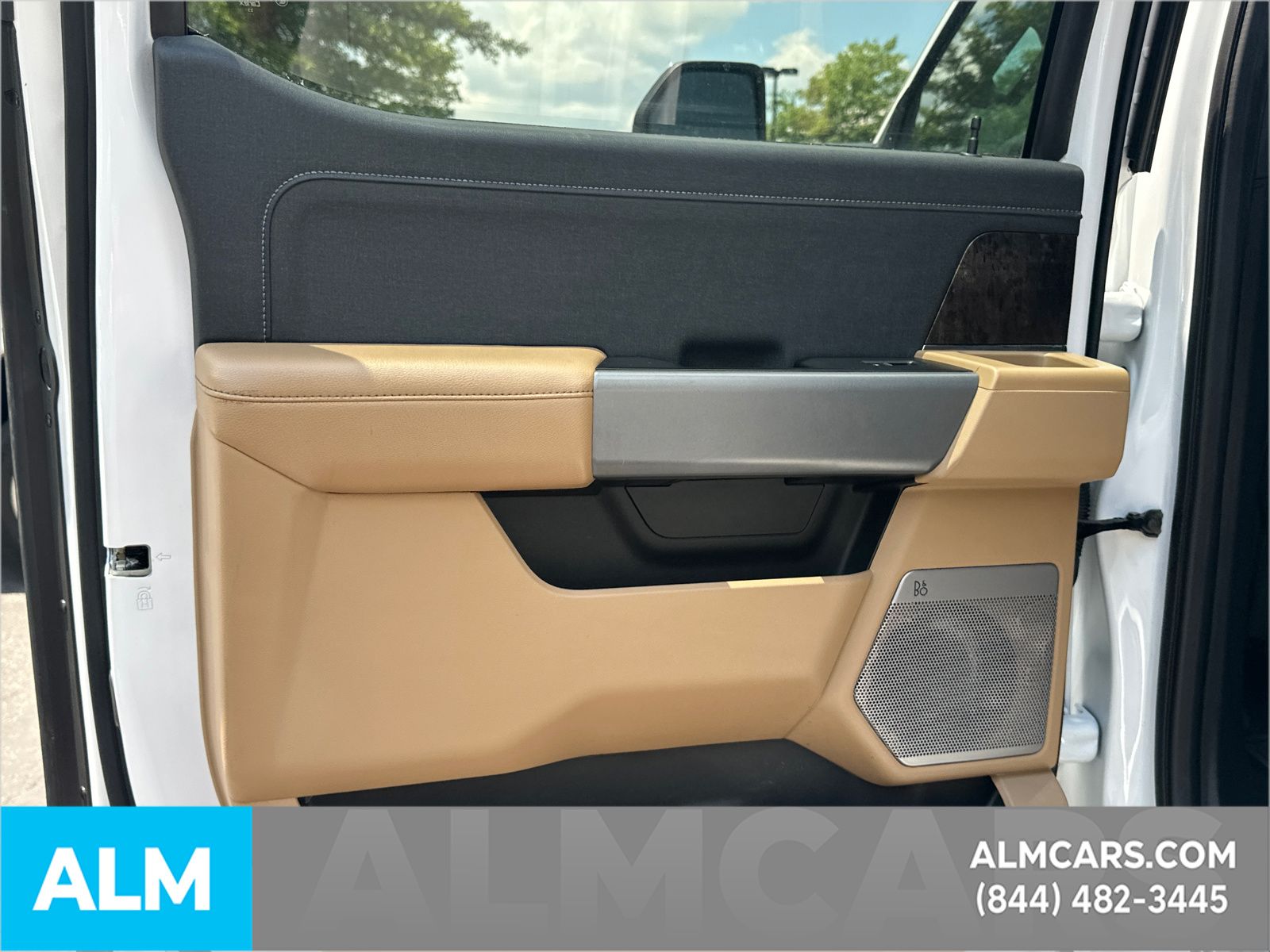 Used 2023 White Ford Lariat image 23