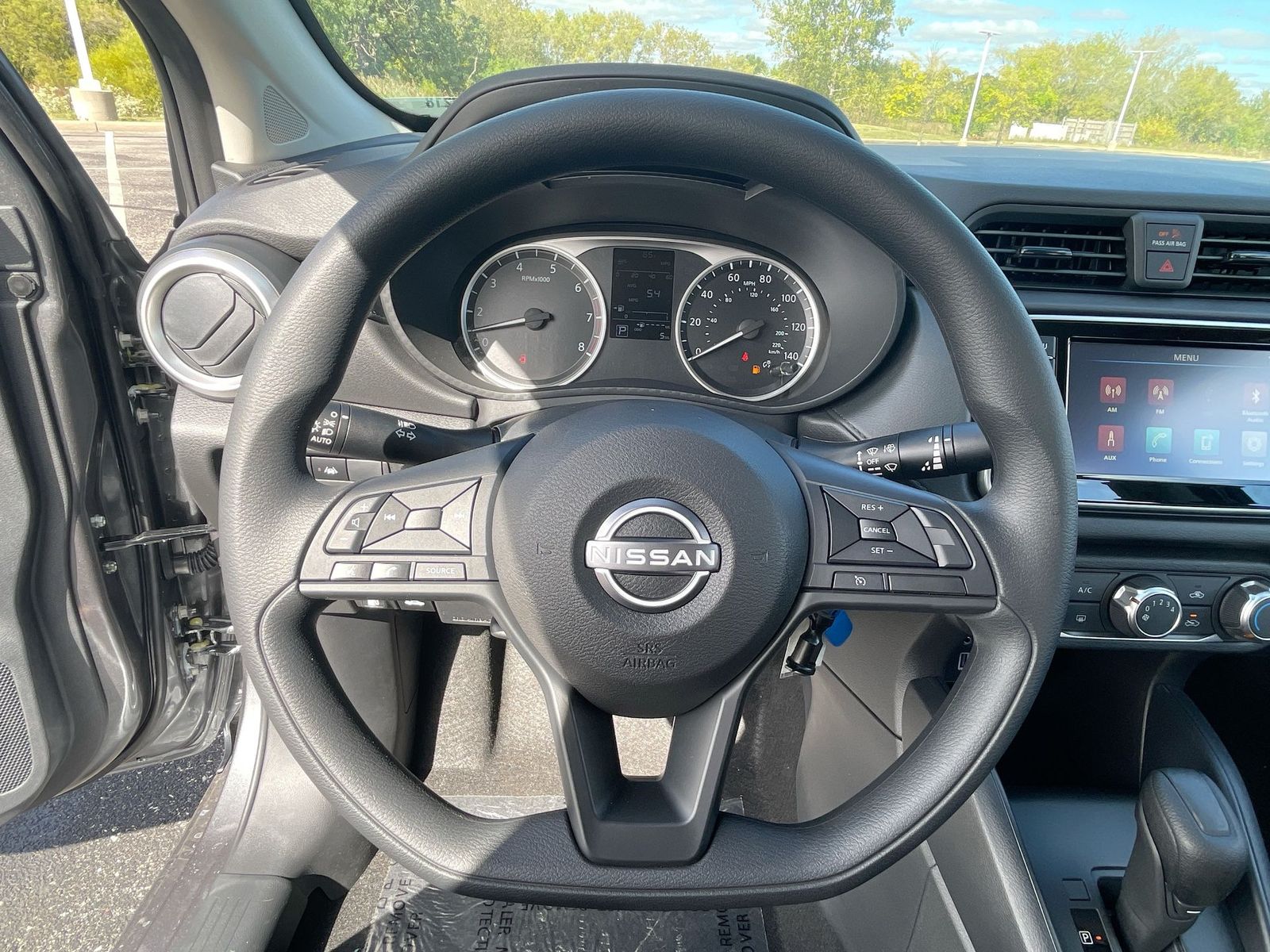 2024 Nissan Versa 1.6 S 11