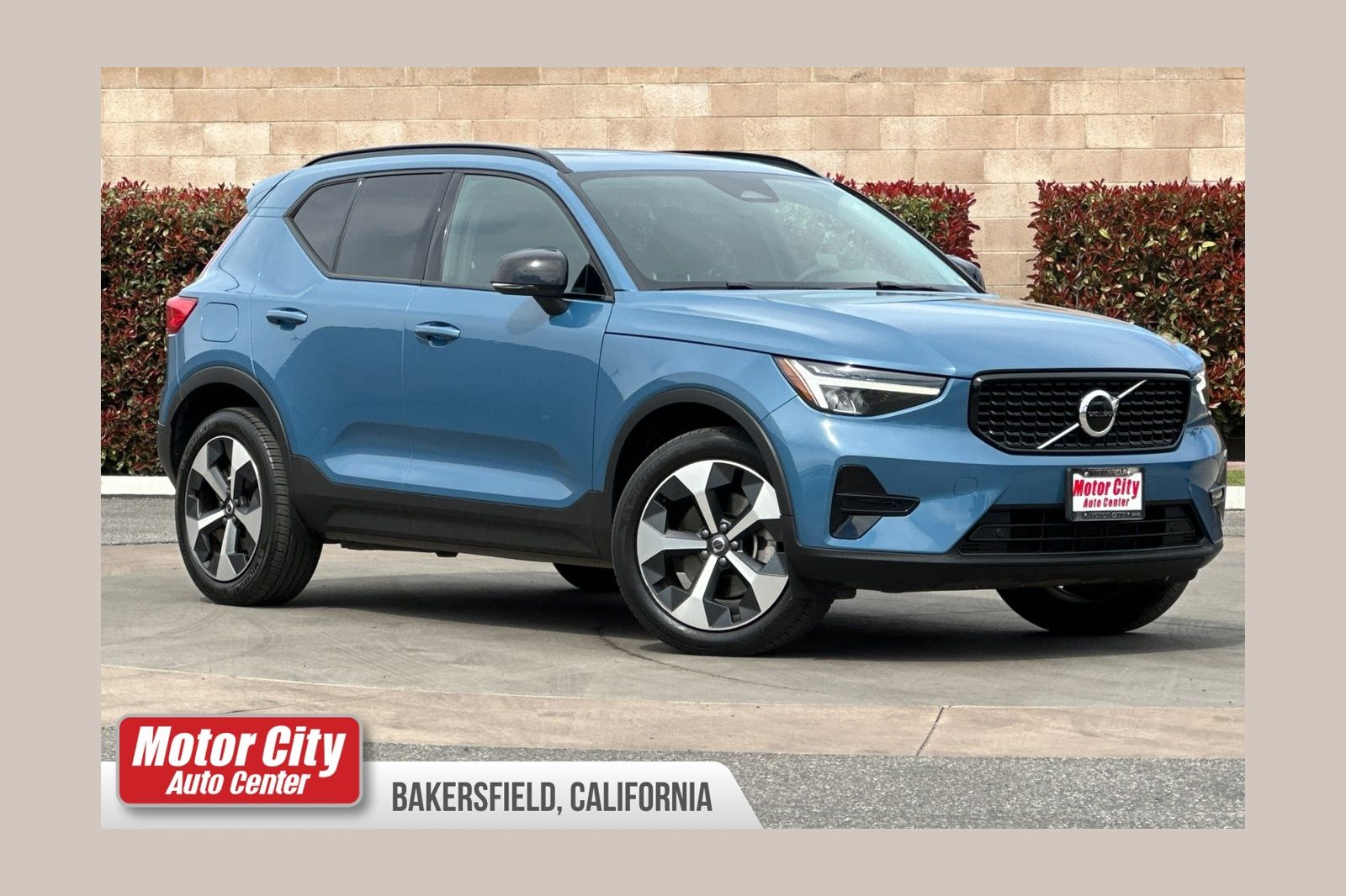 2024 Volvo XC40