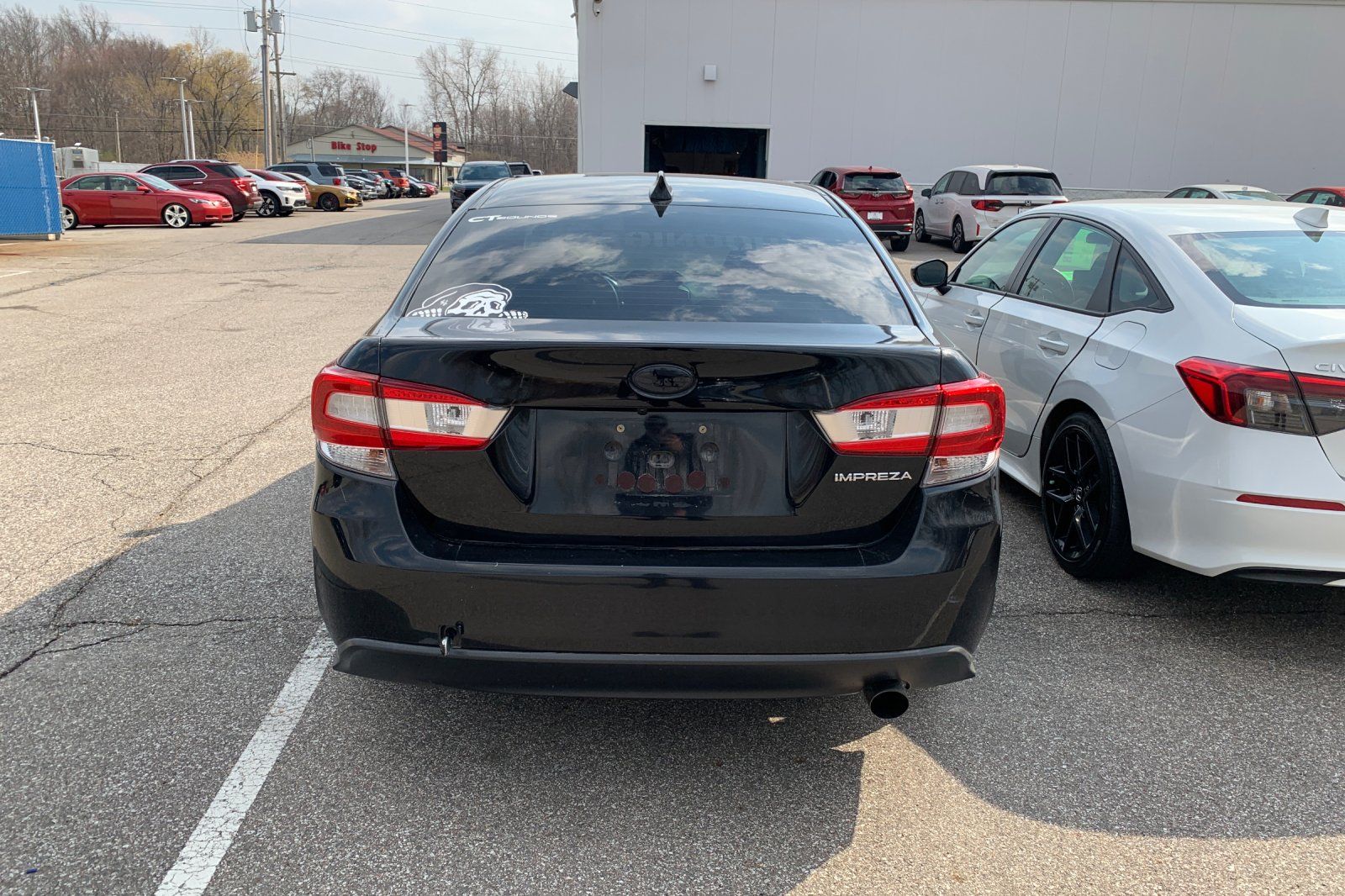 View vehicle photo 4