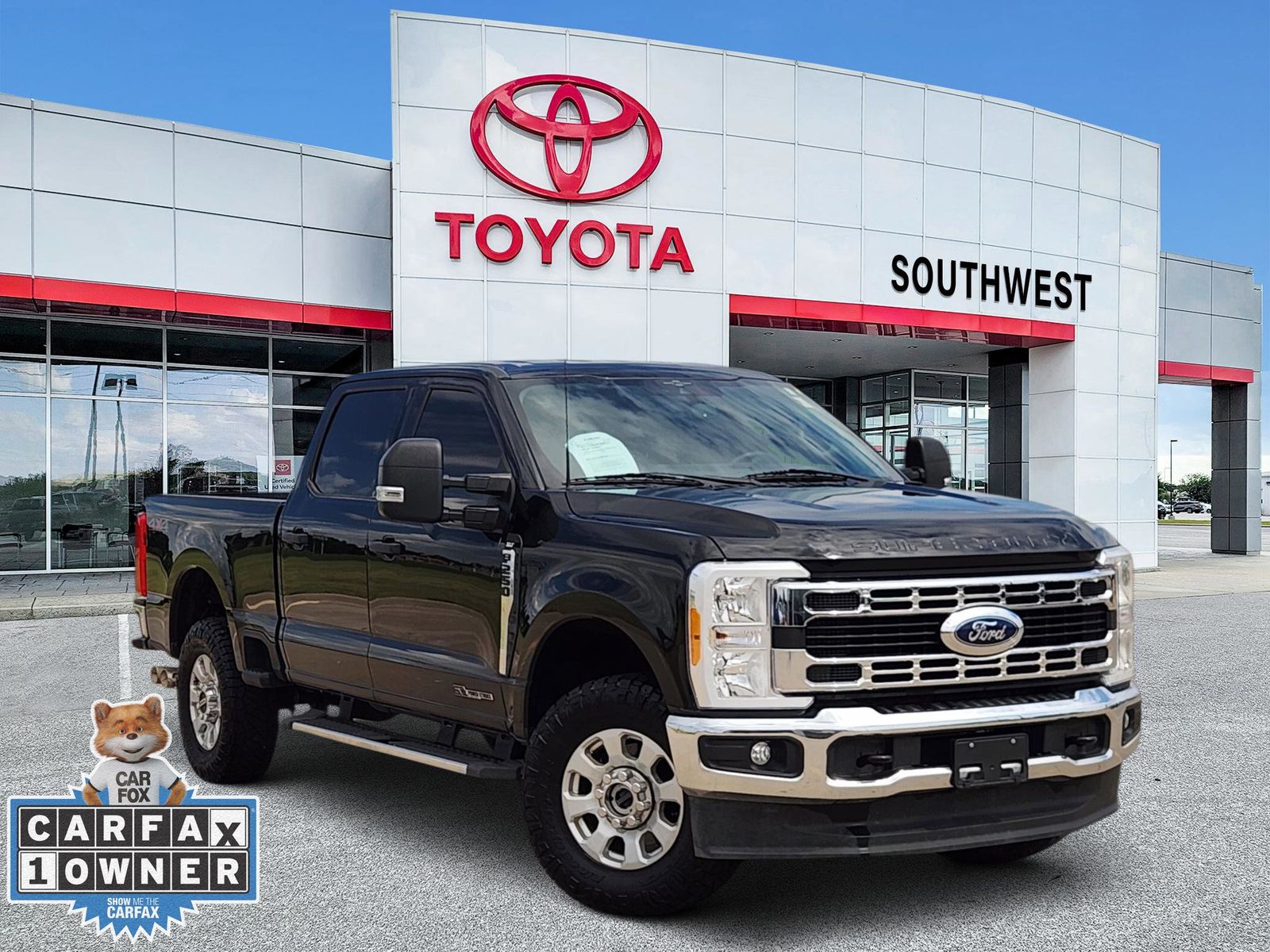 Black Metallic 2023 Ford F-250 Super Duty XLT Crew Cab 4WD Pickup Truck Four-Wheel Drive Automatic