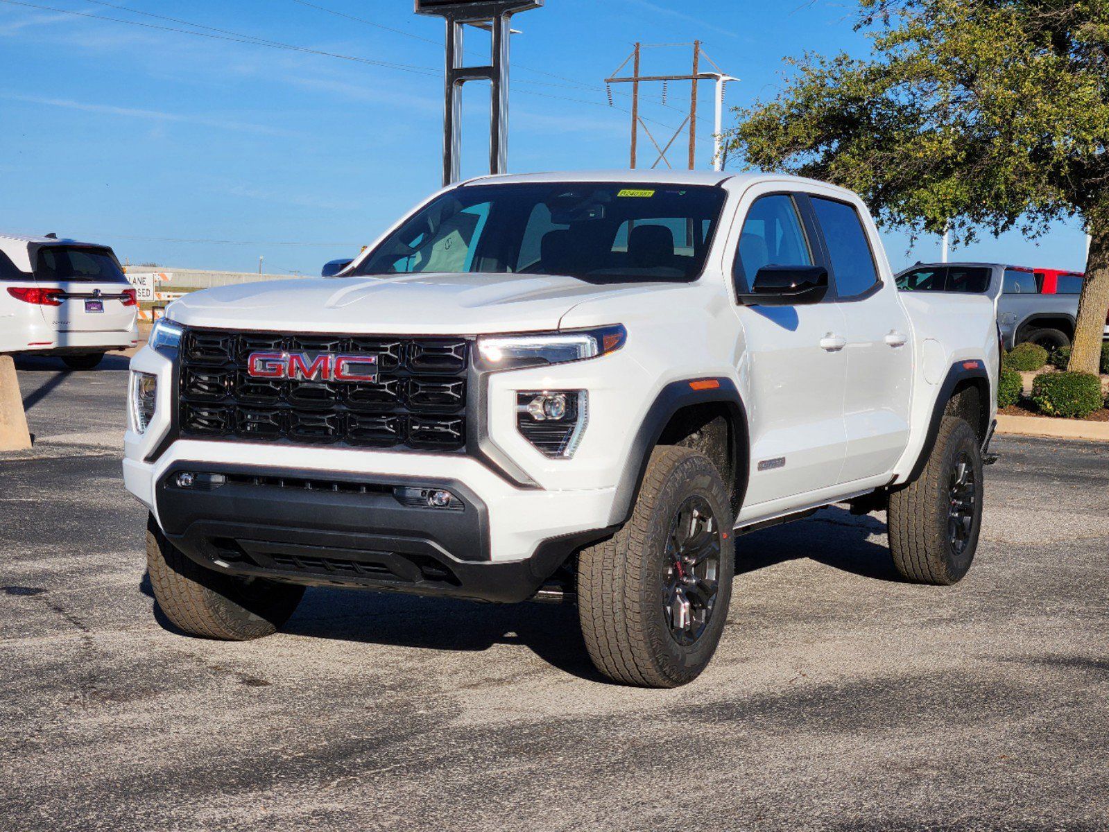 2024 GMC Canyon Elevation 2