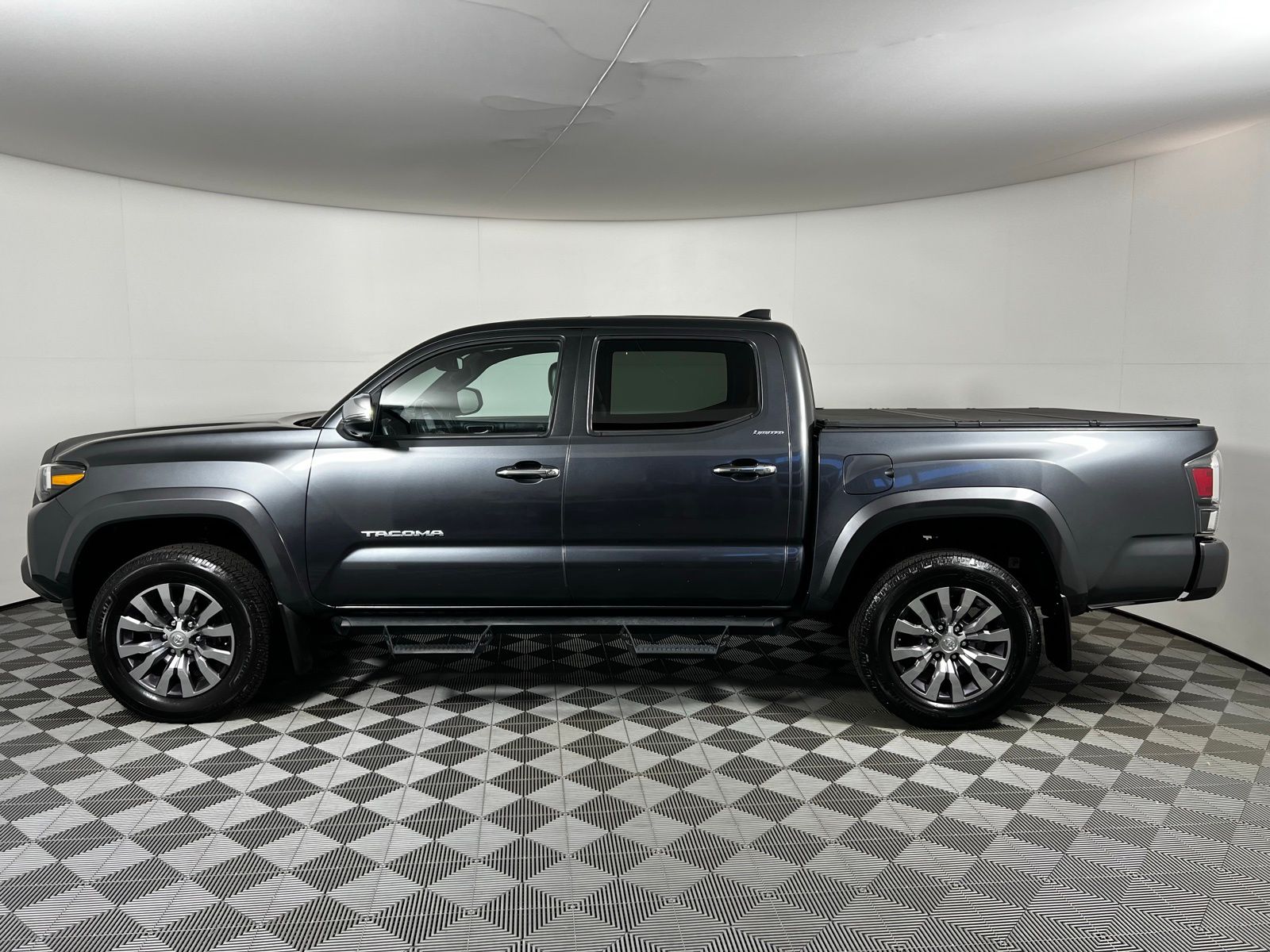 Thumbnail: 2023 Toyota Tacoma - 8