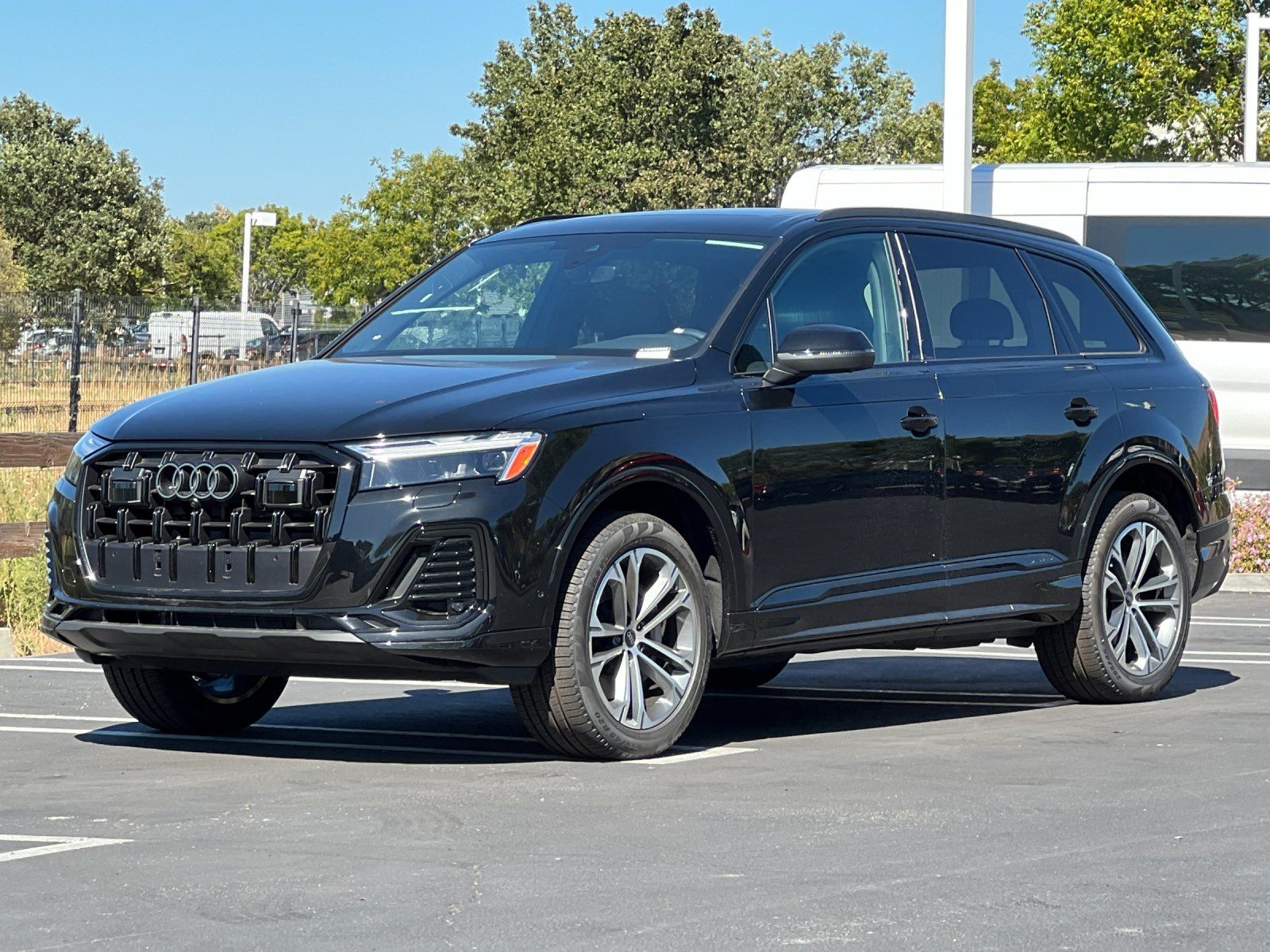 Mythos Black Metallic 2026 Audi Q7 SUV / Crossover All-Wheel Drive 8-Speed Automatic