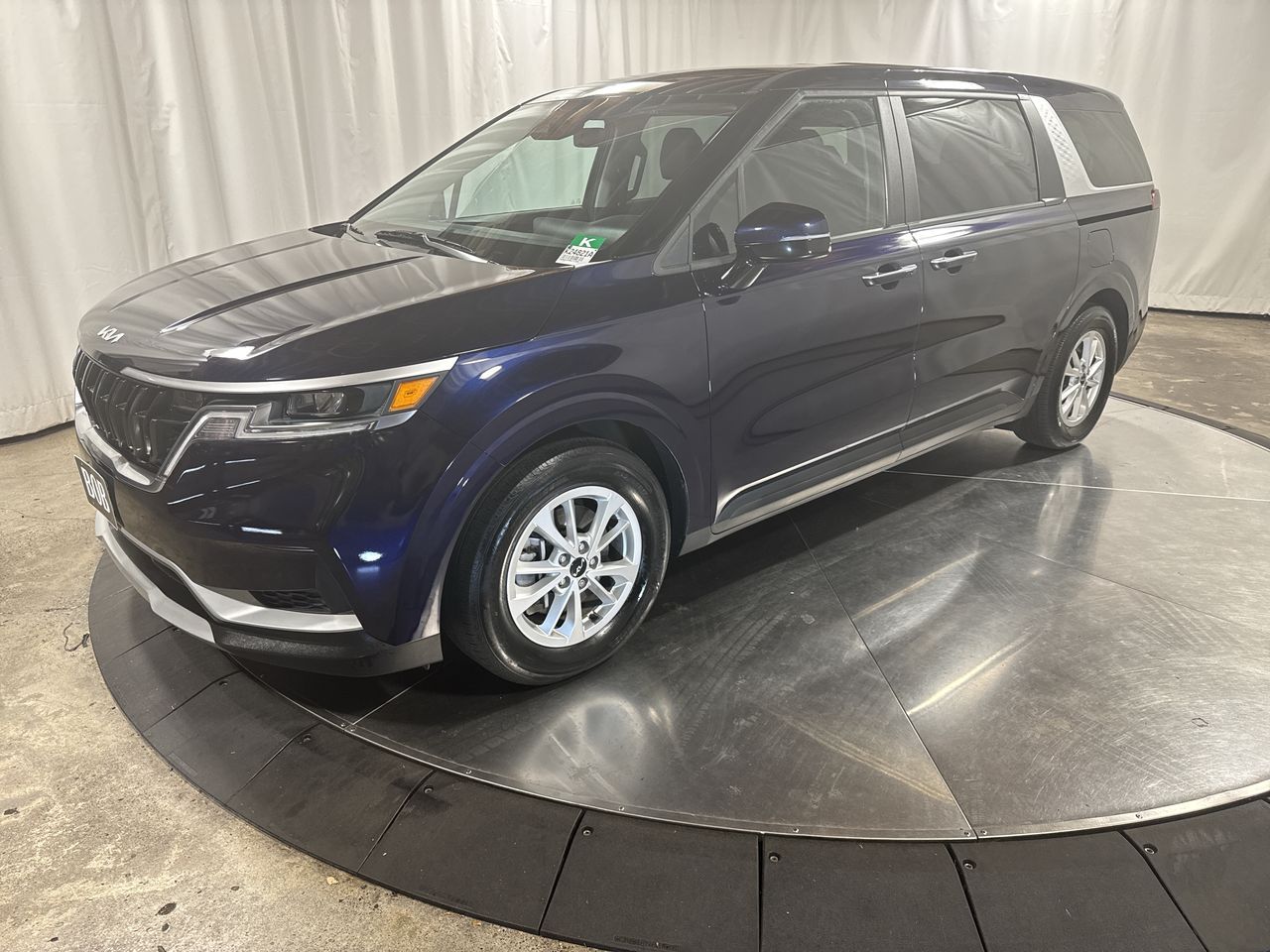 2022 Kia Carnival LXS