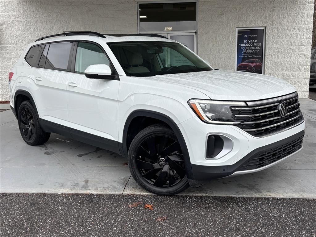 2024 Volkswagen Atlas SE 4Motion AWD with Technology