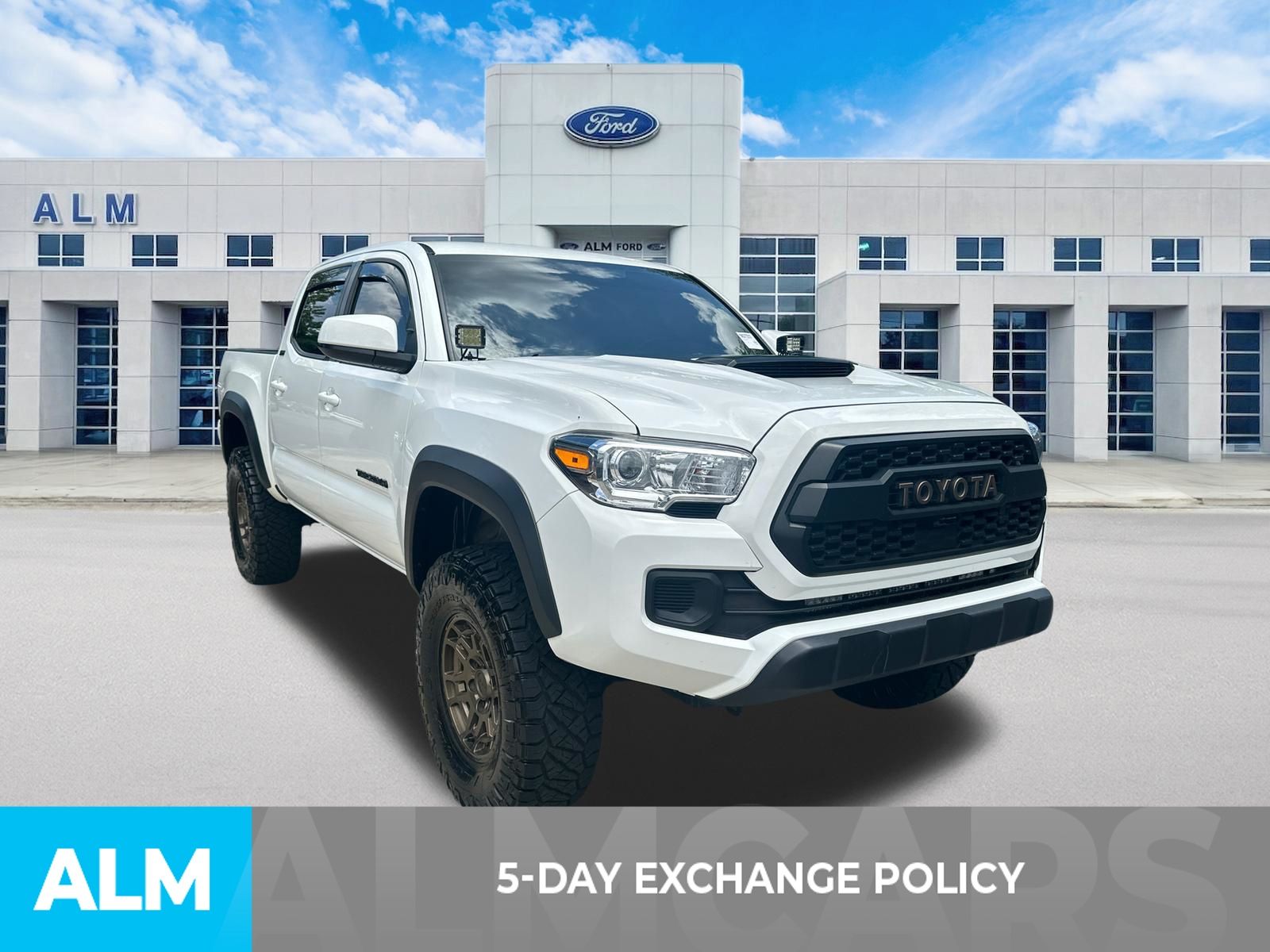 Certified Used 2023 Ice Toyota Trail Edition image 3