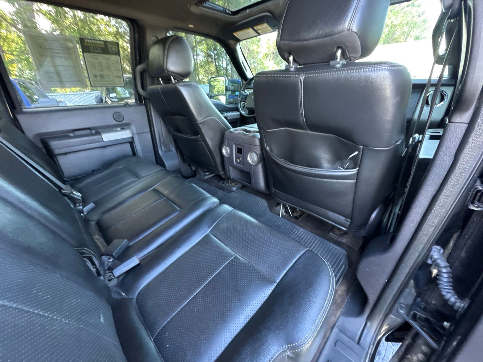 Used 2015 Tuxedo Black Metallic Ford Lariat image 27