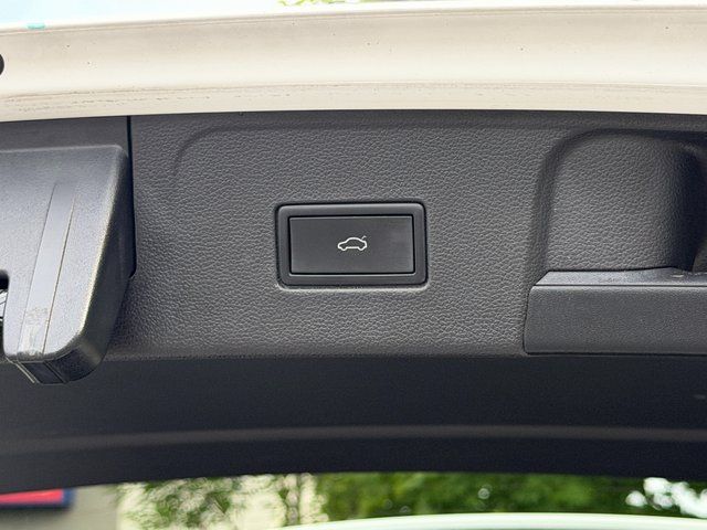 Used 2024 White Volkswagen 2.0T SEL image 43