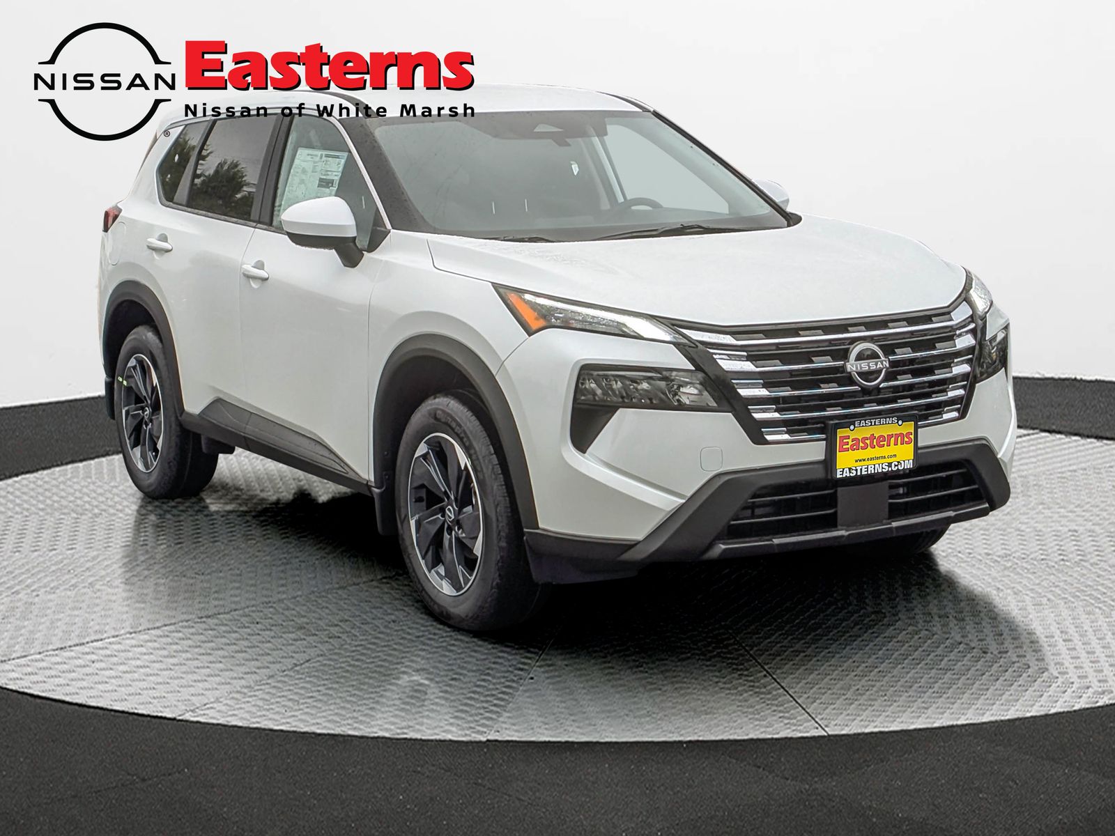 2026 Nissan Rogue SV photo 2