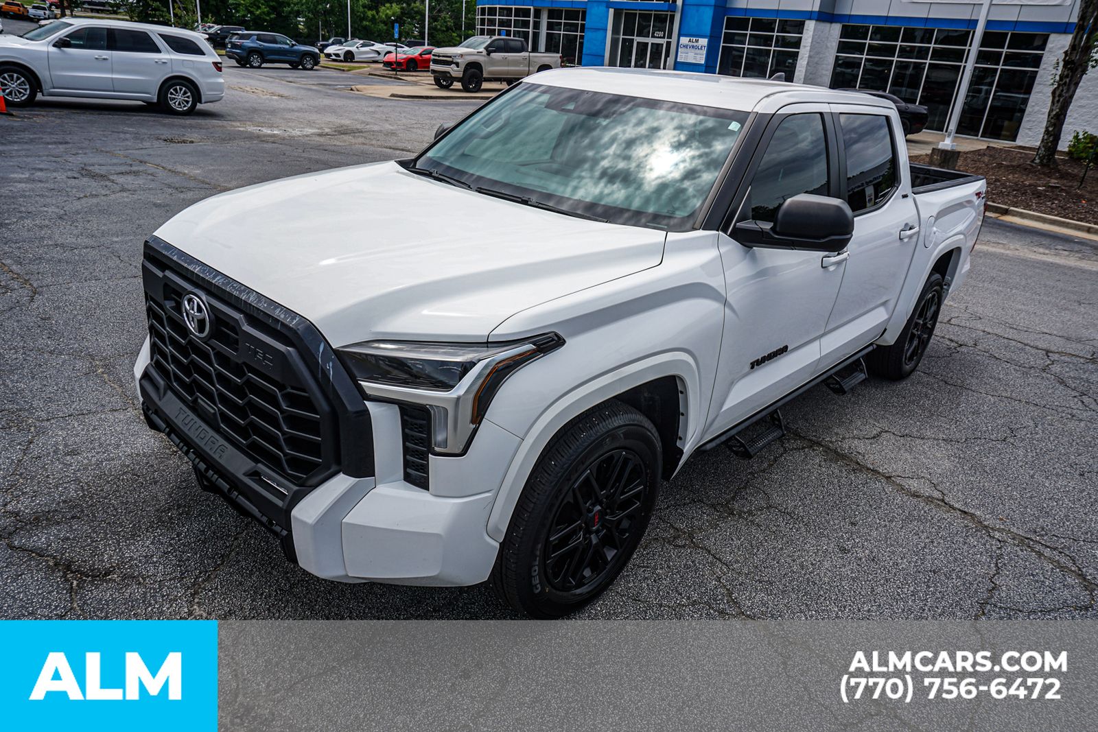 Used 2024 White Toyota SR5 image 19