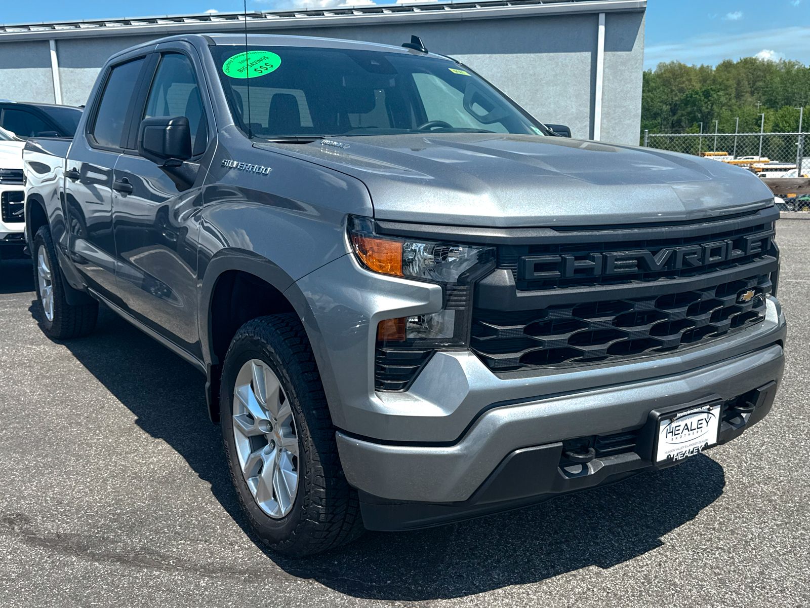 Sterling Gray Metallic 2026 Chevrolet Silverado 1500 Custom Crew Cab 4WD Pickup Truck Four-Wheel Drive 8-Speed Automatic