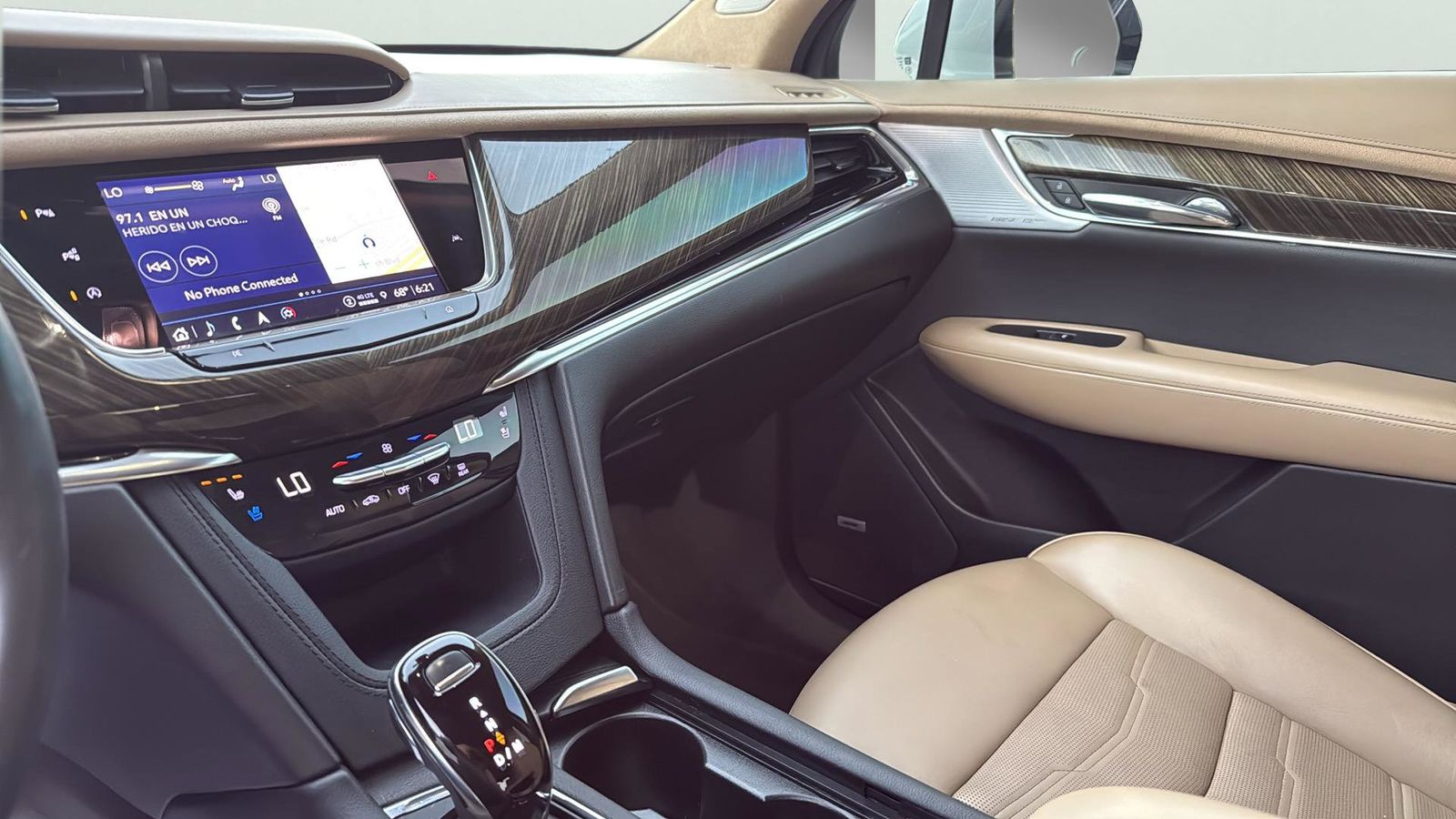 Used Car 2022 Cadillac Xt6  Premium Luxury For Sale Under $35,000 In Austin, Texas