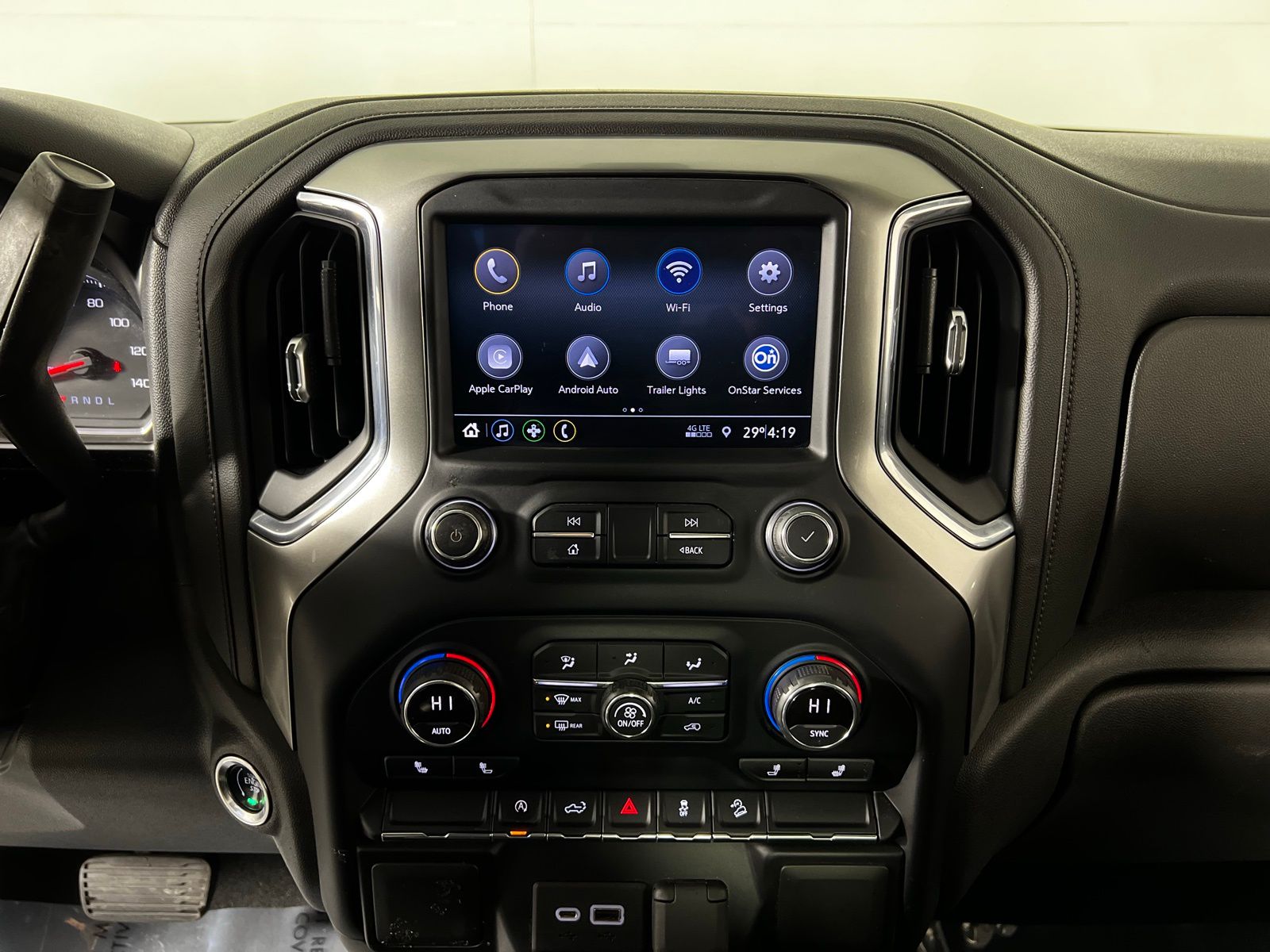 Thumbnail: 2020 Chevrolet Silverado 1500 - 18