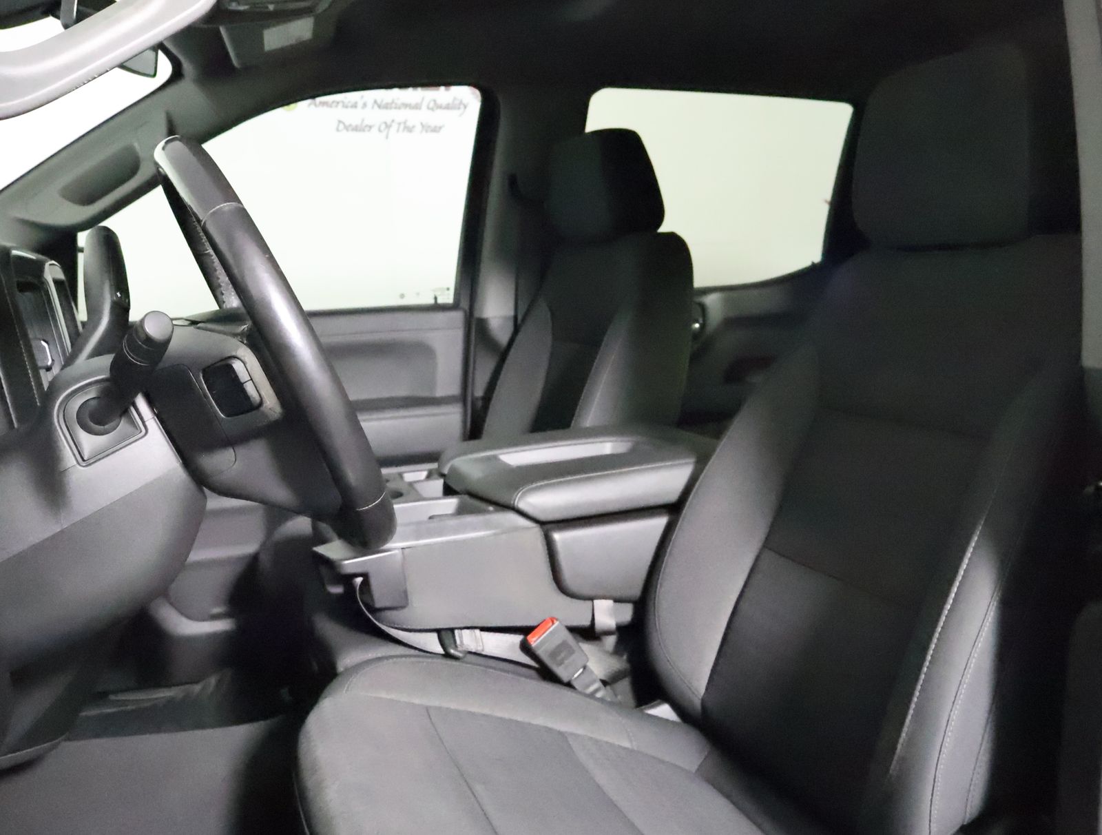 2020 Chevrolet Silverado 1500 LT photo