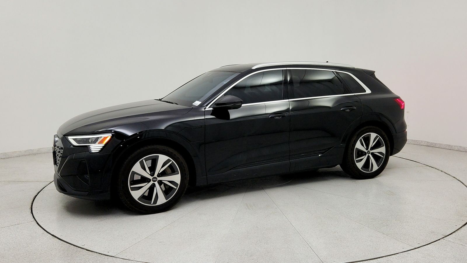 Used 2024 Black Audi Premium Plus image 3