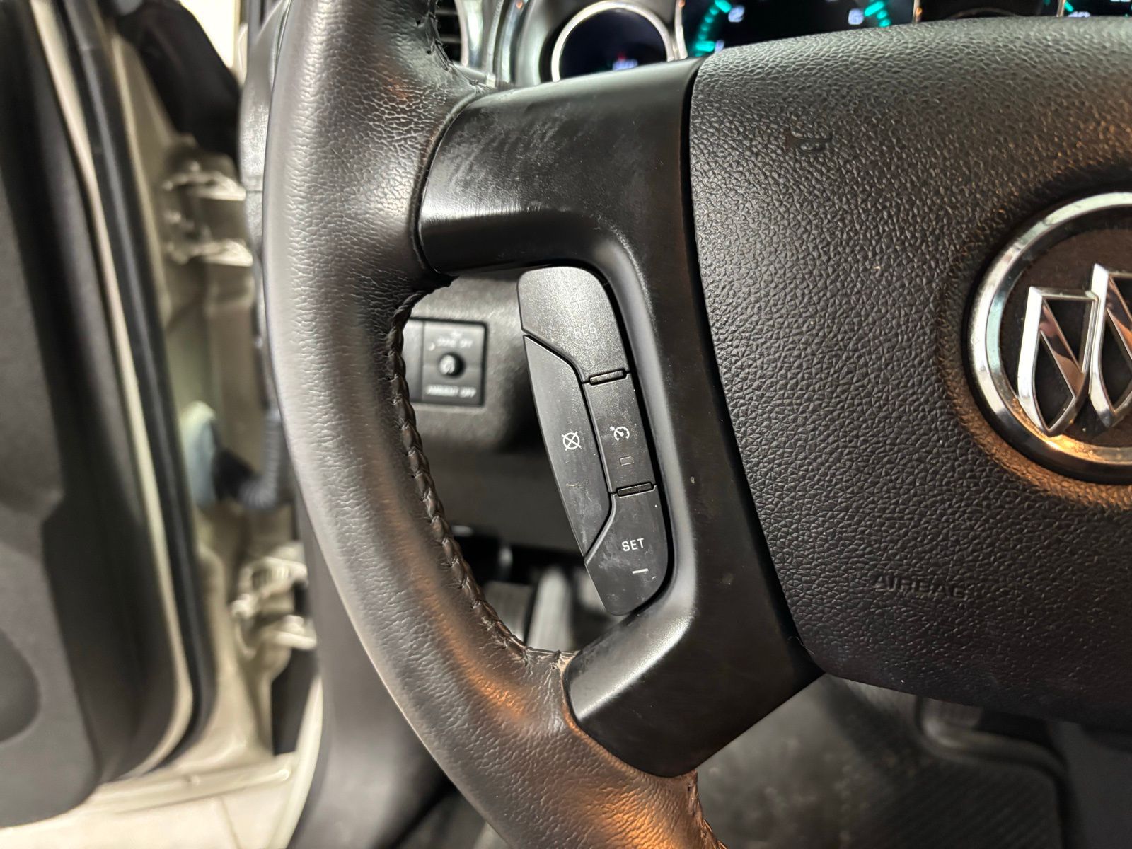 Used Car 2014 Buick Enclave  Leather Group For Sale Under $10,000 In Austin, Texas