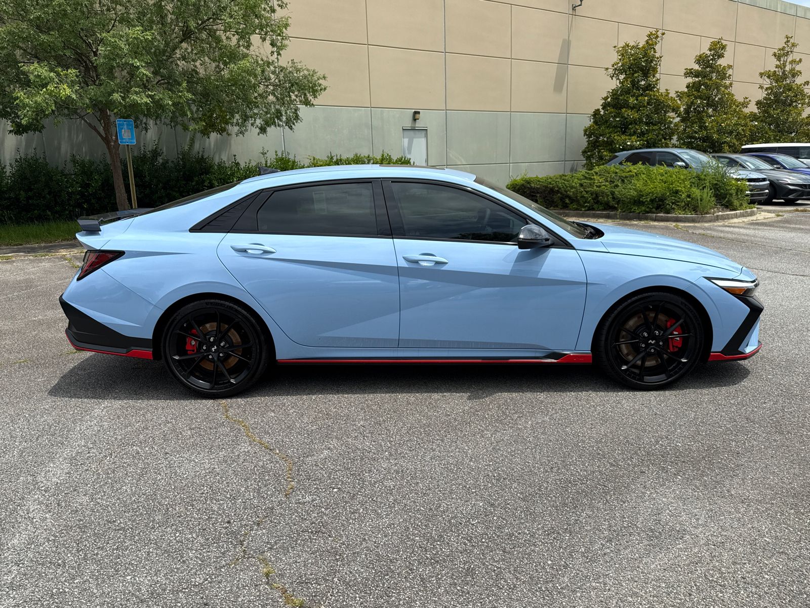 2025 Hyundai Elantra N Base photo 4