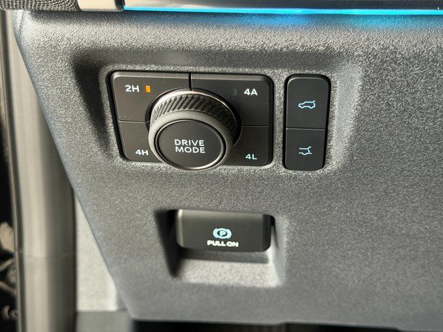 New 2027 Agate Black Metallic Ford King Ranch image 39