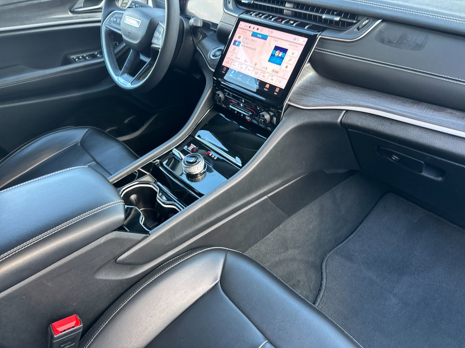 used 2023 Jeep Grand Cherokee car, priced at $25,998