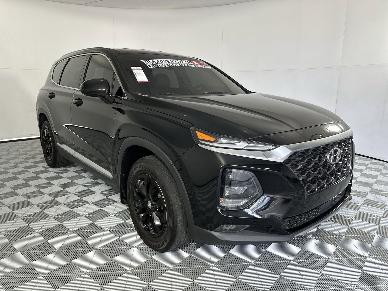 View vehicle photo 2