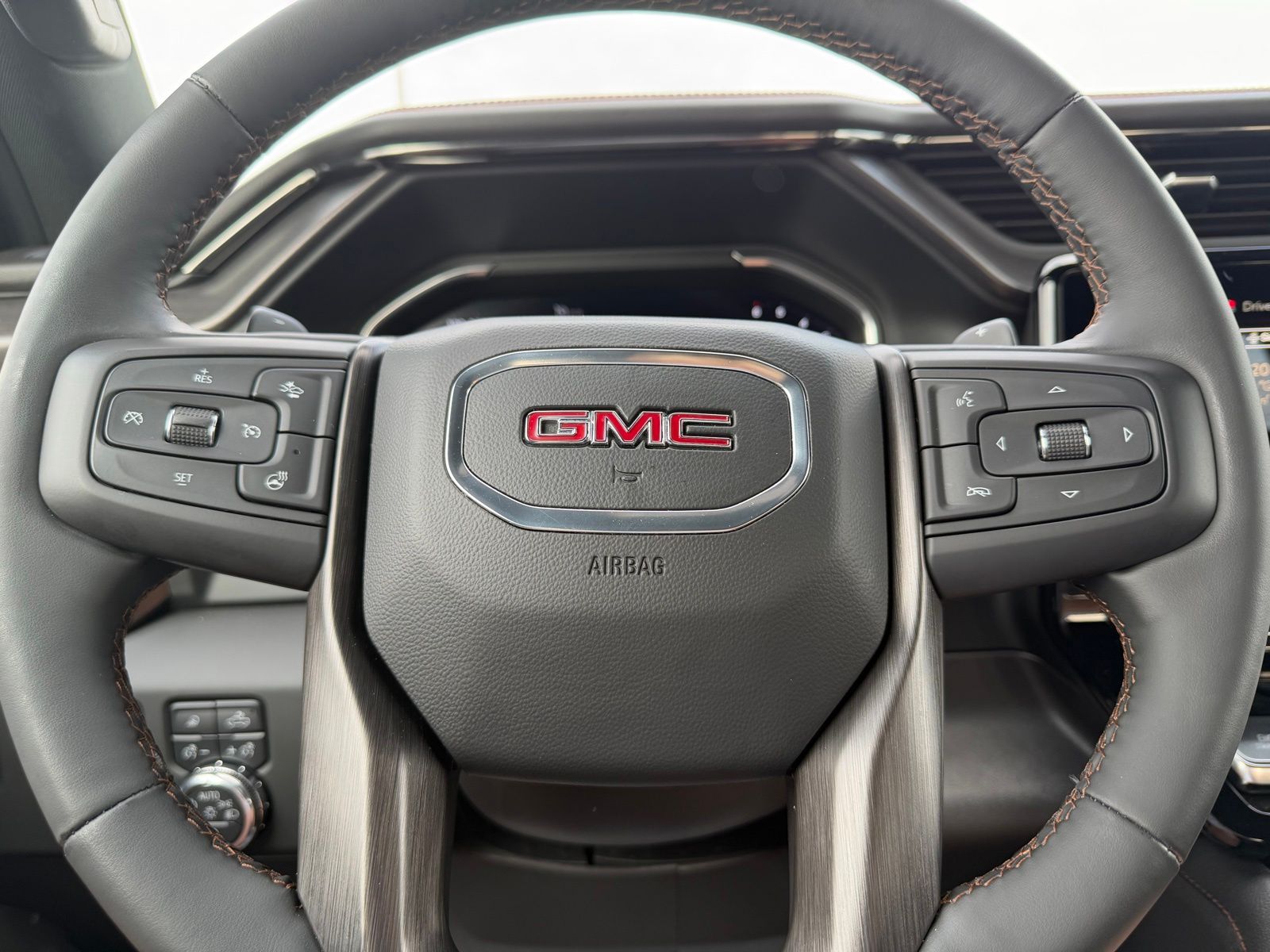 2024 GMC Sierra 1500 image 17