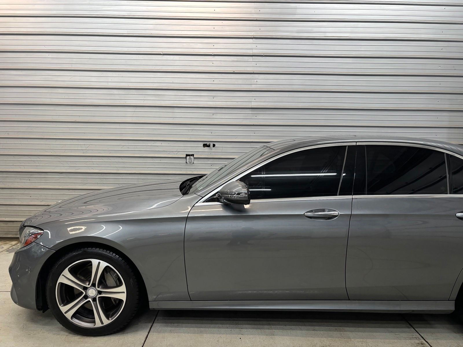 Photo 3 of 2017 Mercedes-Benz E-Class E 300 4MATIC