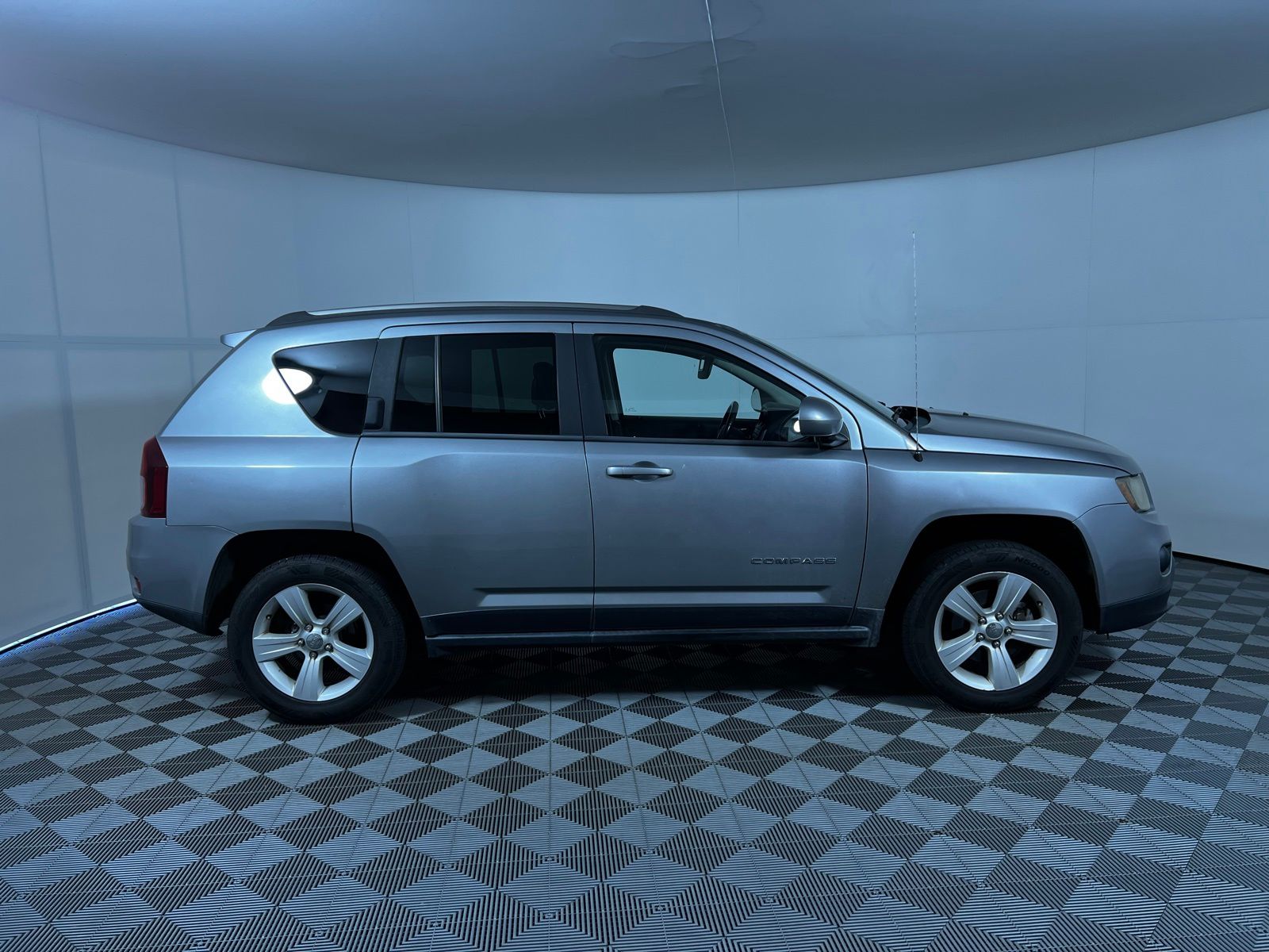 Thumbnail: 2014 Jeep Compass - 4