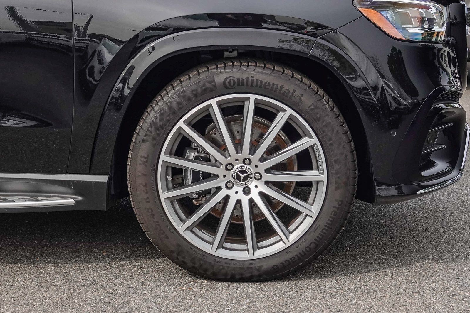 New Obsidian Black Metallic 2024 Mercedes-Benz GLS GLS 580 for