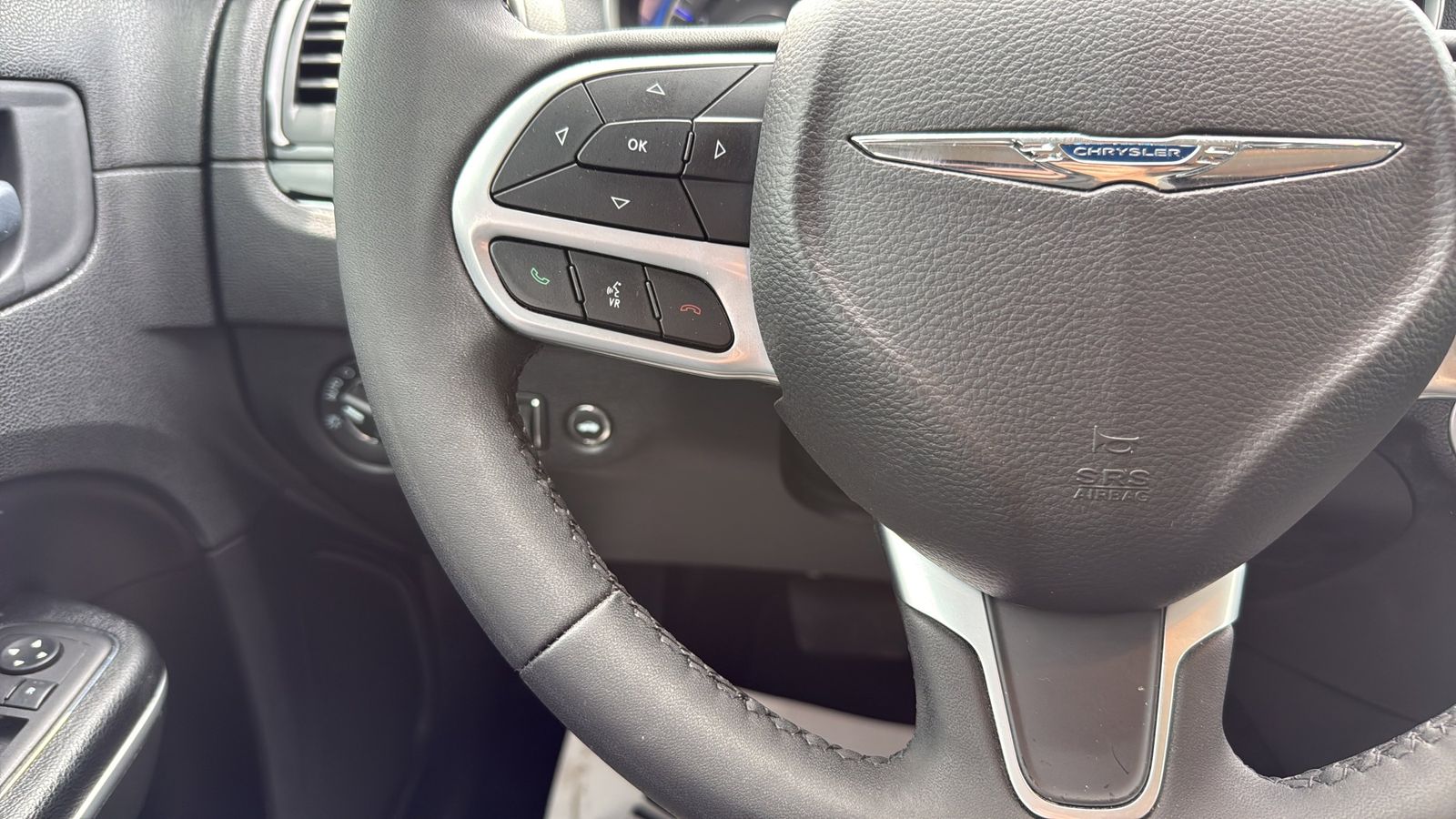 Used Car 2023 Chrysler 300  Touring For Sale Under $25,000 In Austin, Texas