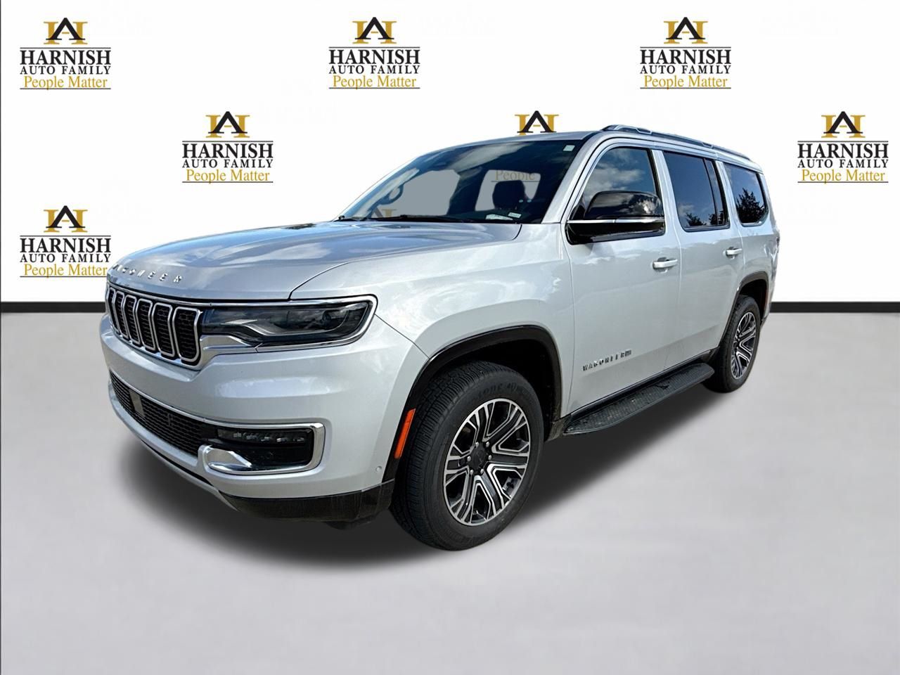 View vehicle photo 2