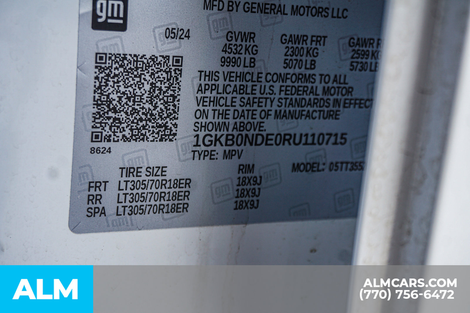 Used 2024 White GMC 2X image 64