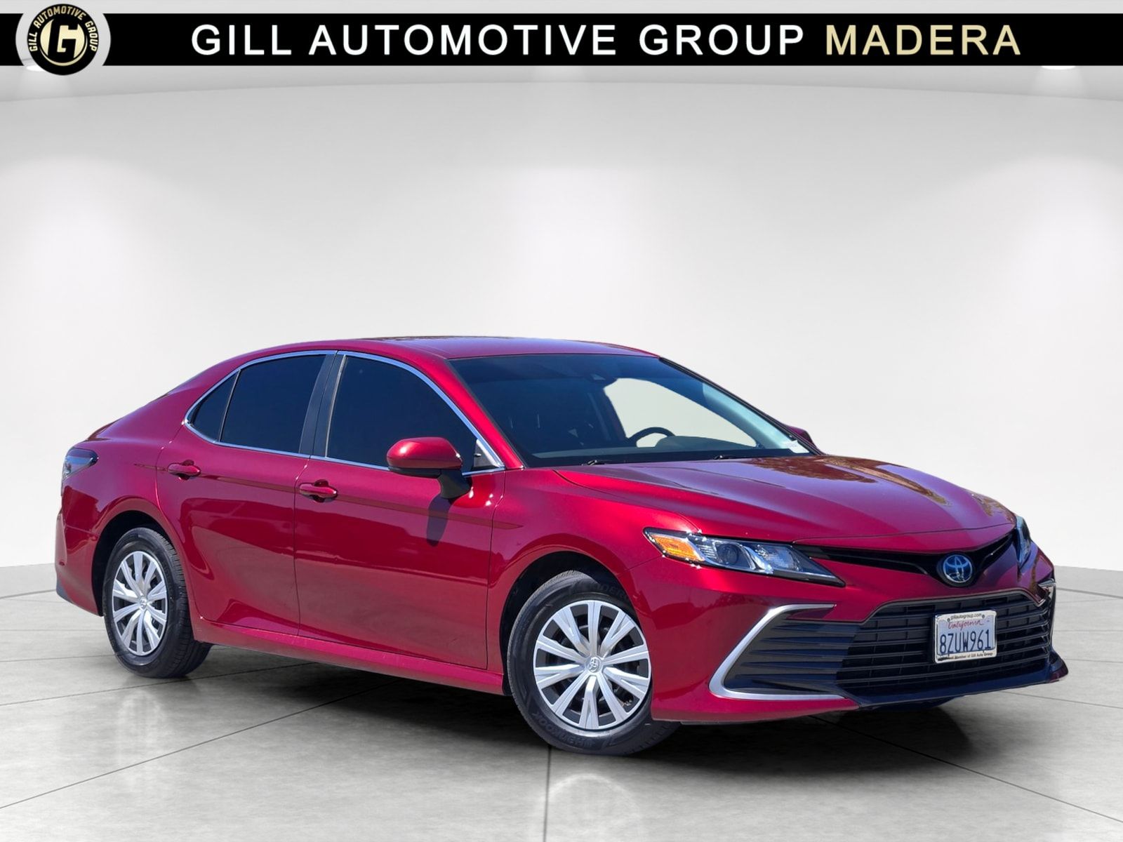 2022 Toyota Camry Hybrid LE