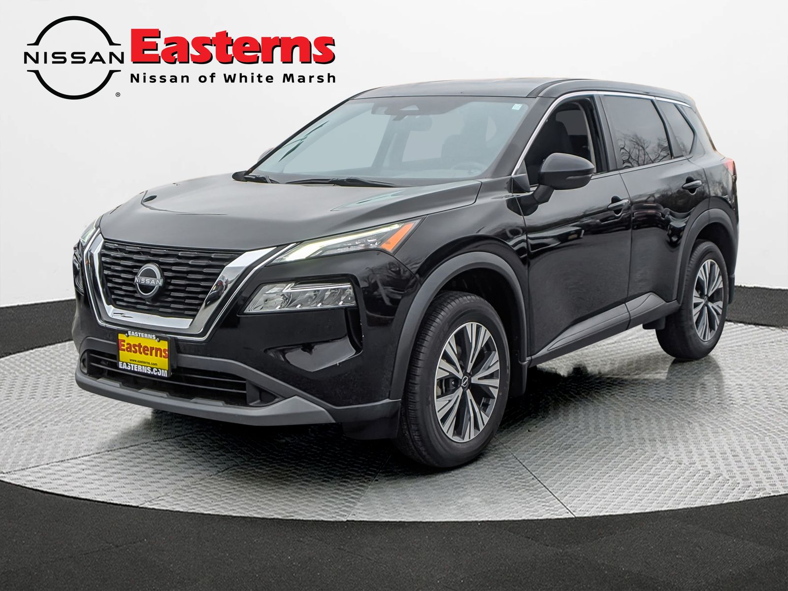 2022 Nissan Rogue SV's photo