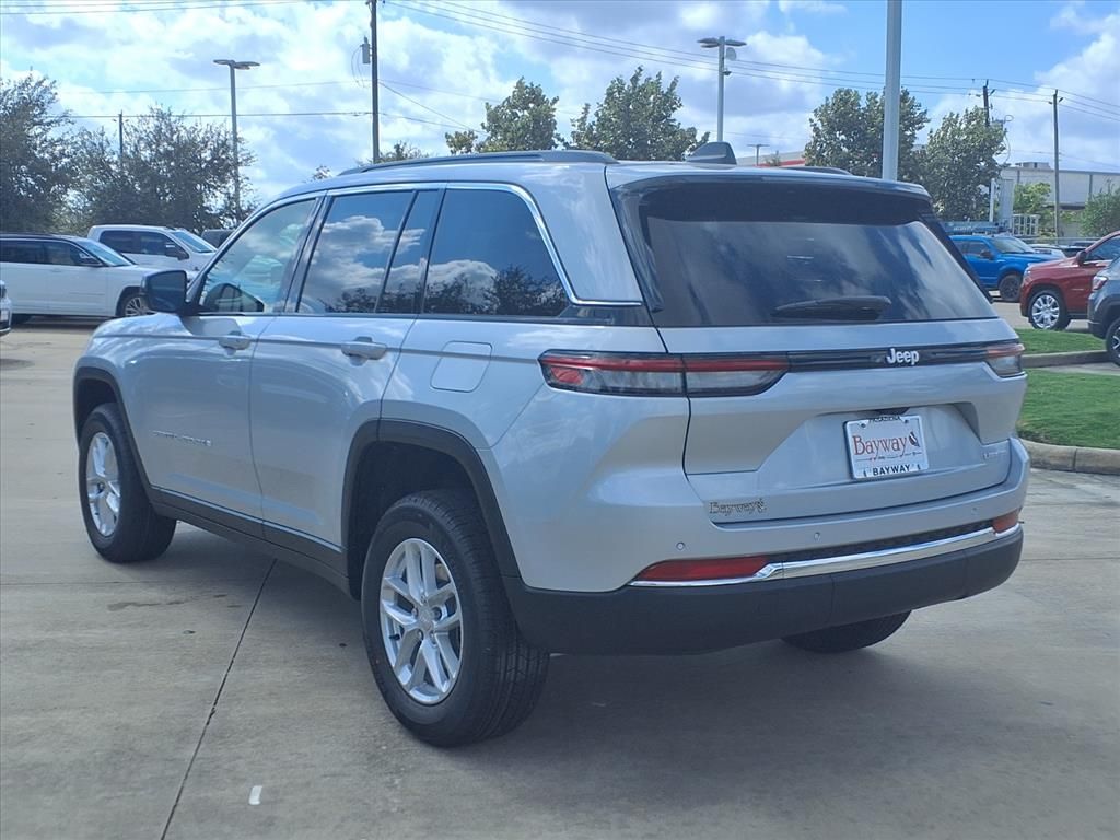 2025 Jeep Grand Cherokee Laredo - 4