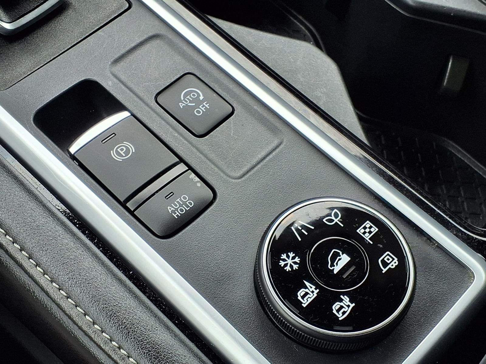 2025 Nissan Pathfinder SV Silver at Bravo Nissan