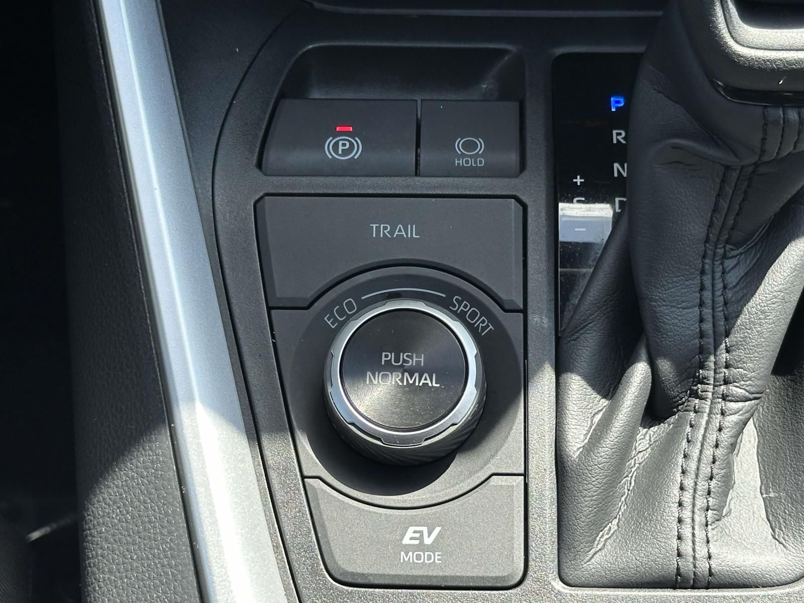 Used 2025 Black Toyota XLE image 24