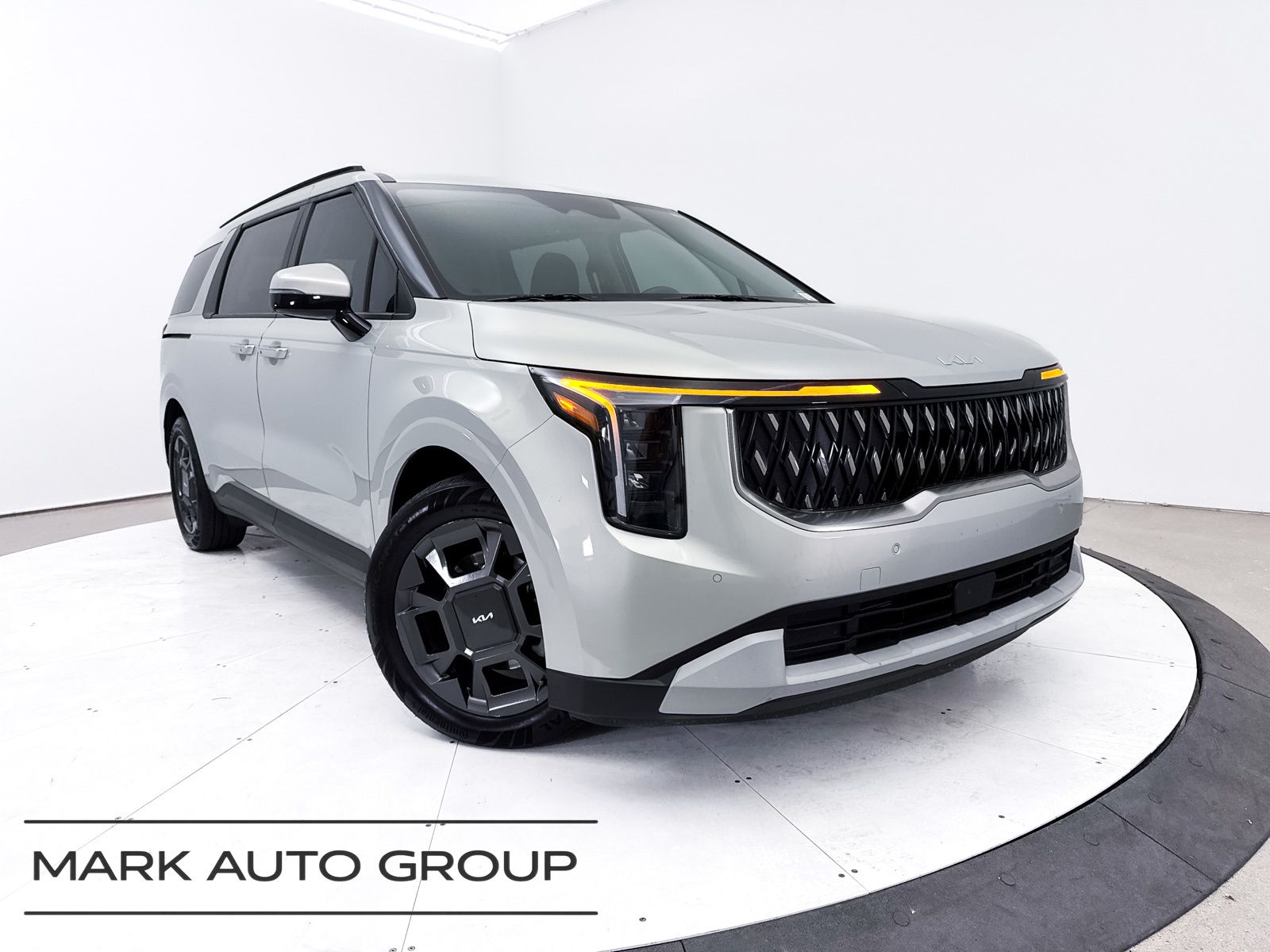 2025 Kia Carnival Hybrid EX