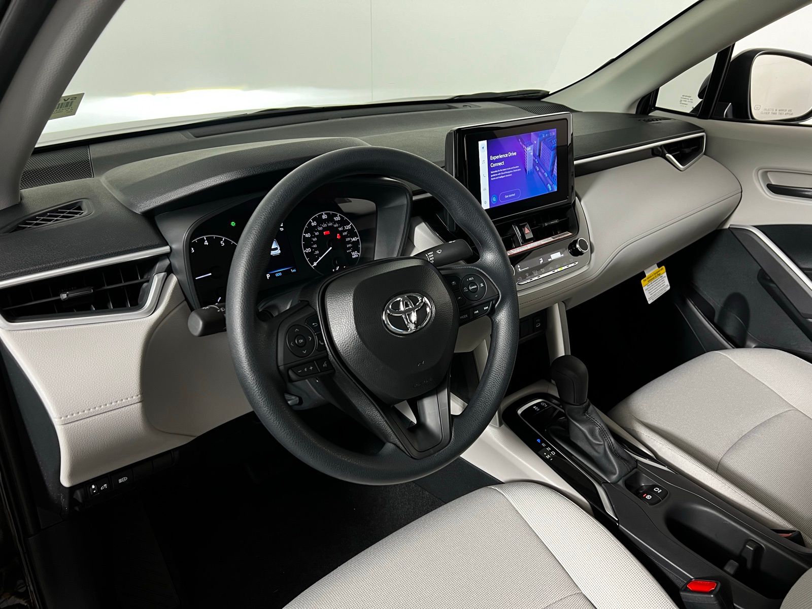 2025 Toyota Corolla Cross L 9