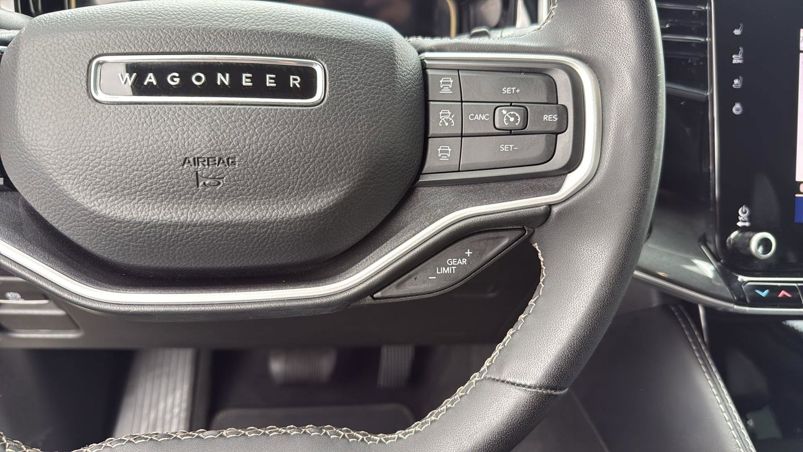 Used Car 2022 Jeep Wagoneer  Series I For Sale Under $40,000 In Austin, Texas