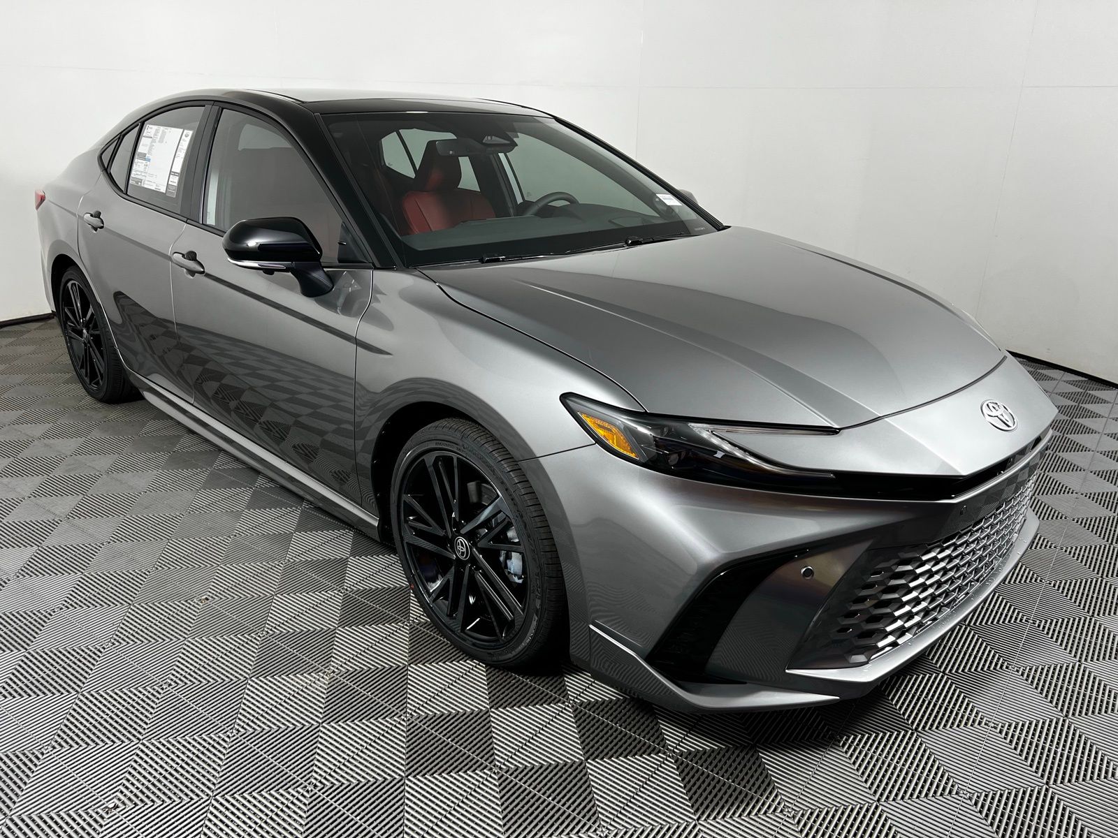 Thumbnail: 2025 Toyota Camry - 3