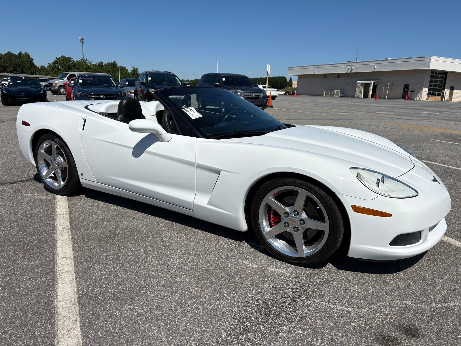Arctic White 2006 Chevrolet Corvette Convertible RWD Convertible Rear-Wheel Drive 6-Speed Automatic