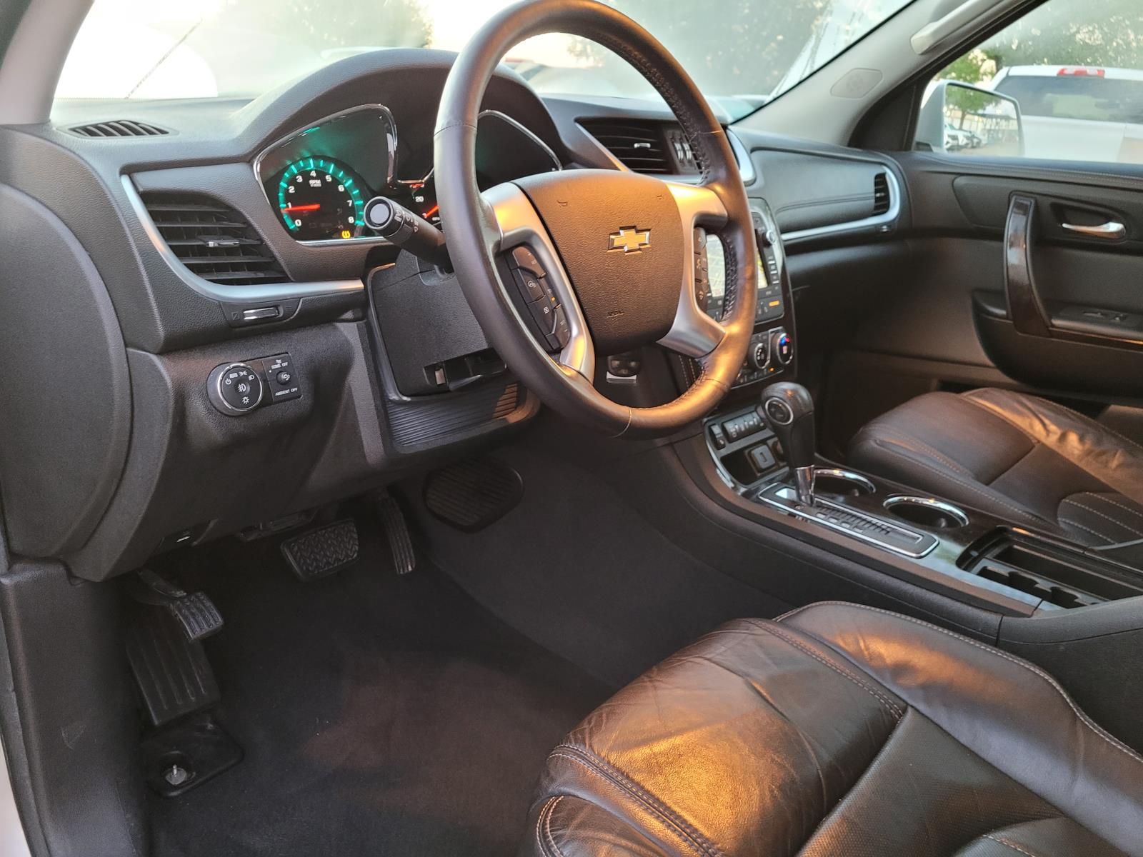 used 2015 Chevrolet Traverse car, priced at $8,700