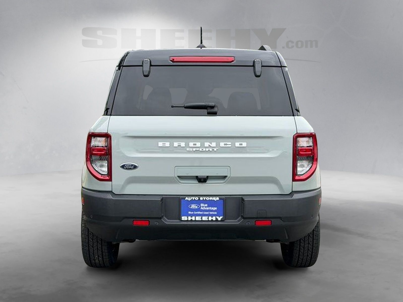 Certified Used 2022 Cactus Green / Gray Ford Outer Banks image 13