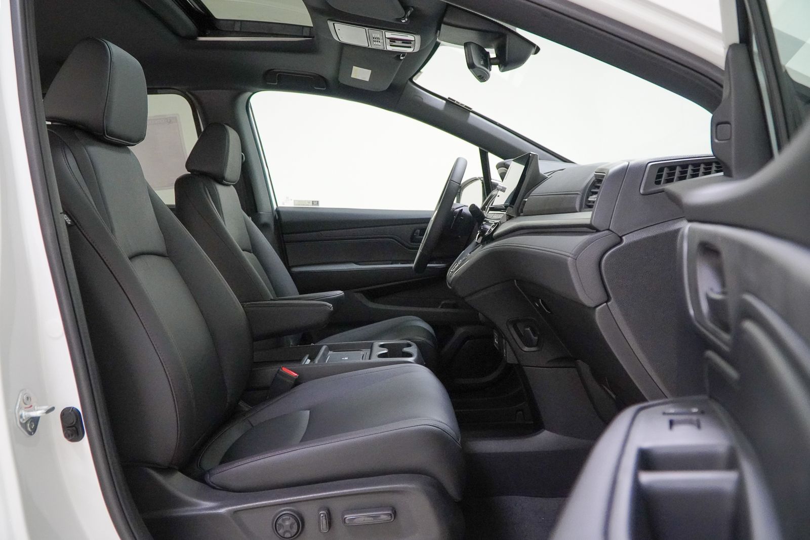 2026 Honda Odyssey Sport L - Photo 36