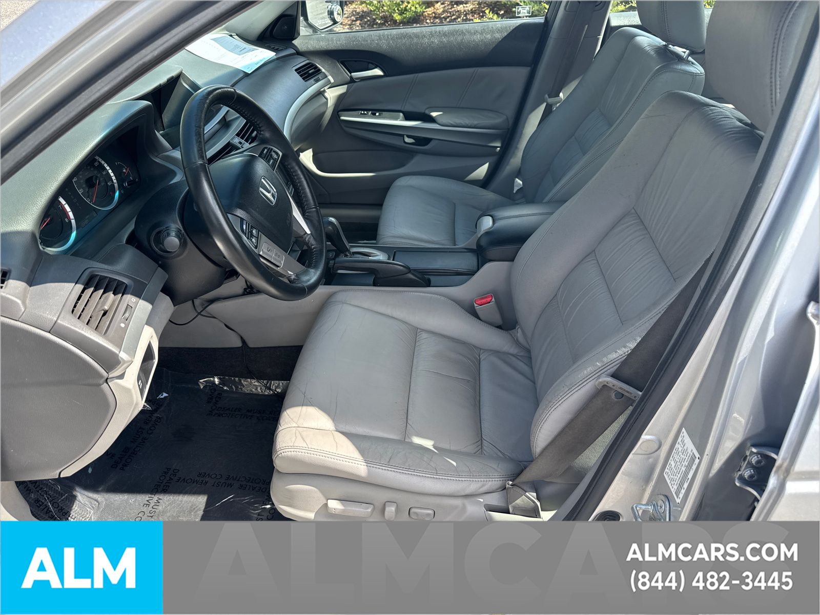 Used 2010 Black Honda EX-L image 10