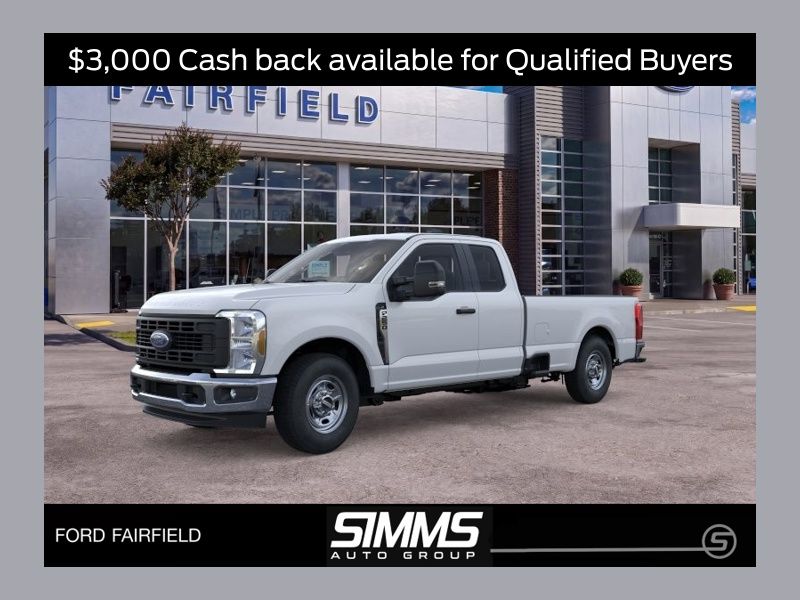 Oxford White 2026 Ford F-250 Super Duty Pickup Truck 4X2 Automatic