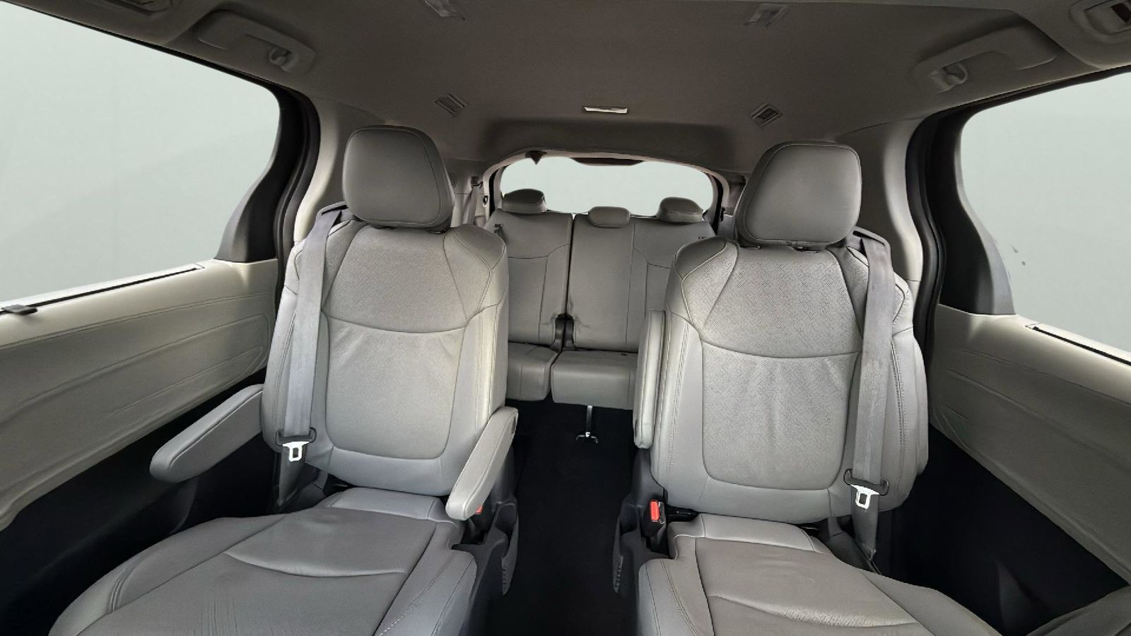 Used Car 2024 Toyota Sienna  Limited For Sale Under $60,000 In Austin, Texas