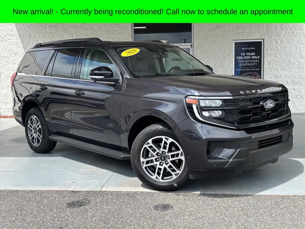 Gray Metallic 2025 Ford Expedition Active 4WD SUV / Crossover Four-Wheel Drive Automatic
