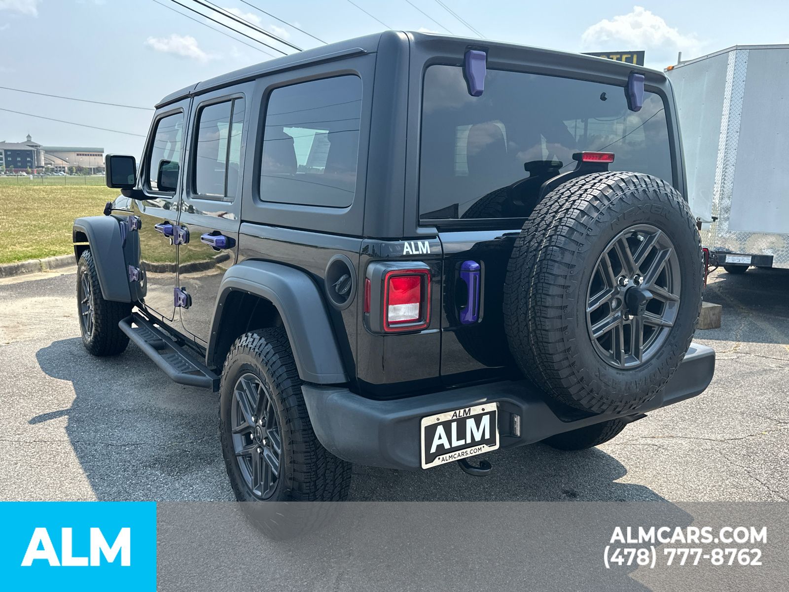 Used 2024 Black Jeep Sport S image 8